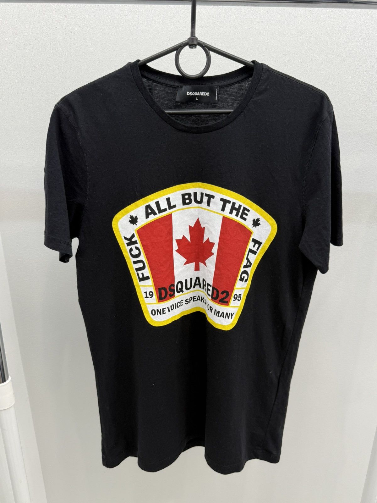 Dsquared2 Dsquared2 All But The Flag Meaning Printed Tee T-shirt Size L / US 10 / IT 46 - 1 Thumbnail