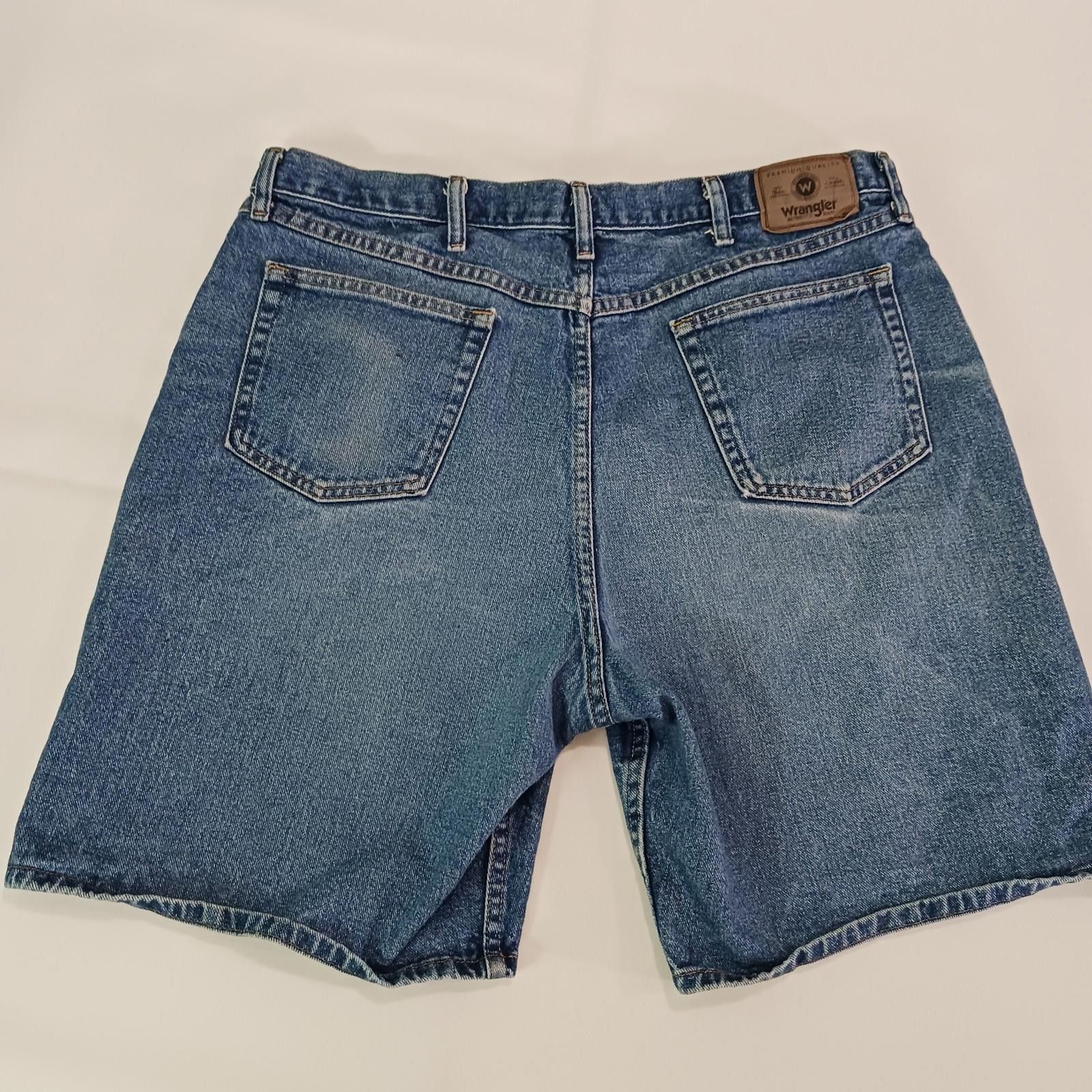 Wrangler Wrangler 606W1DH Relaxed Fit Men's 40 Blue Denim Jean Shorts Size US 40 / EU 56 - 2 Thumbnail
