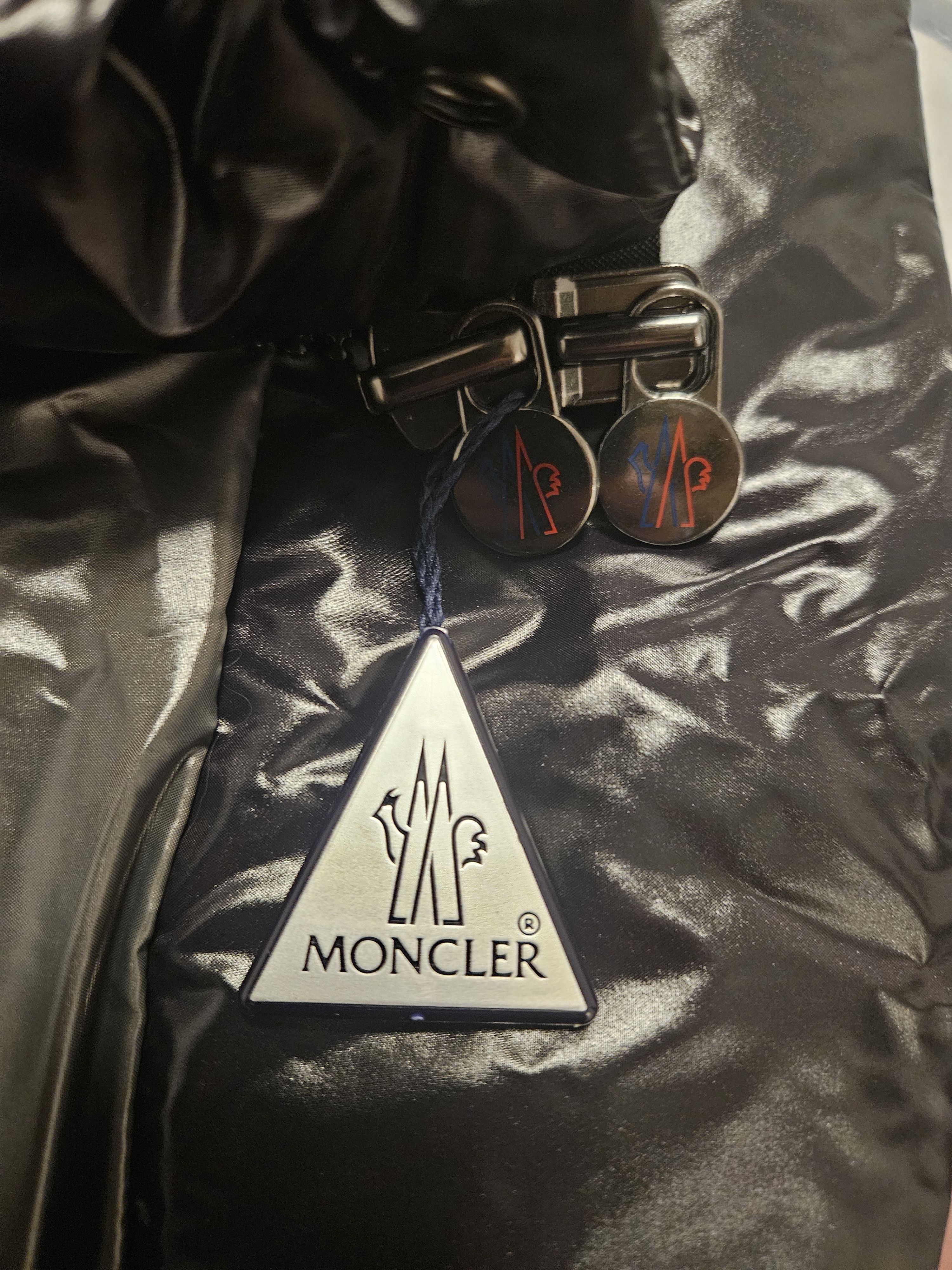 Moncler Tibb Vest Size US L / EU 52-54 / 3 - 6 Thumbnail