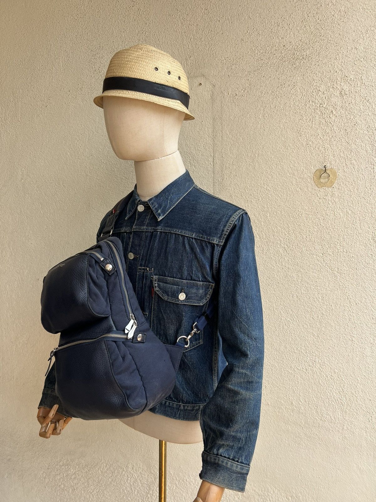 Leather VTG Samantha Kingz Japan Patina Leather Cargo Crossbody Bag Size ONE SIZE - 5 Thumbnail