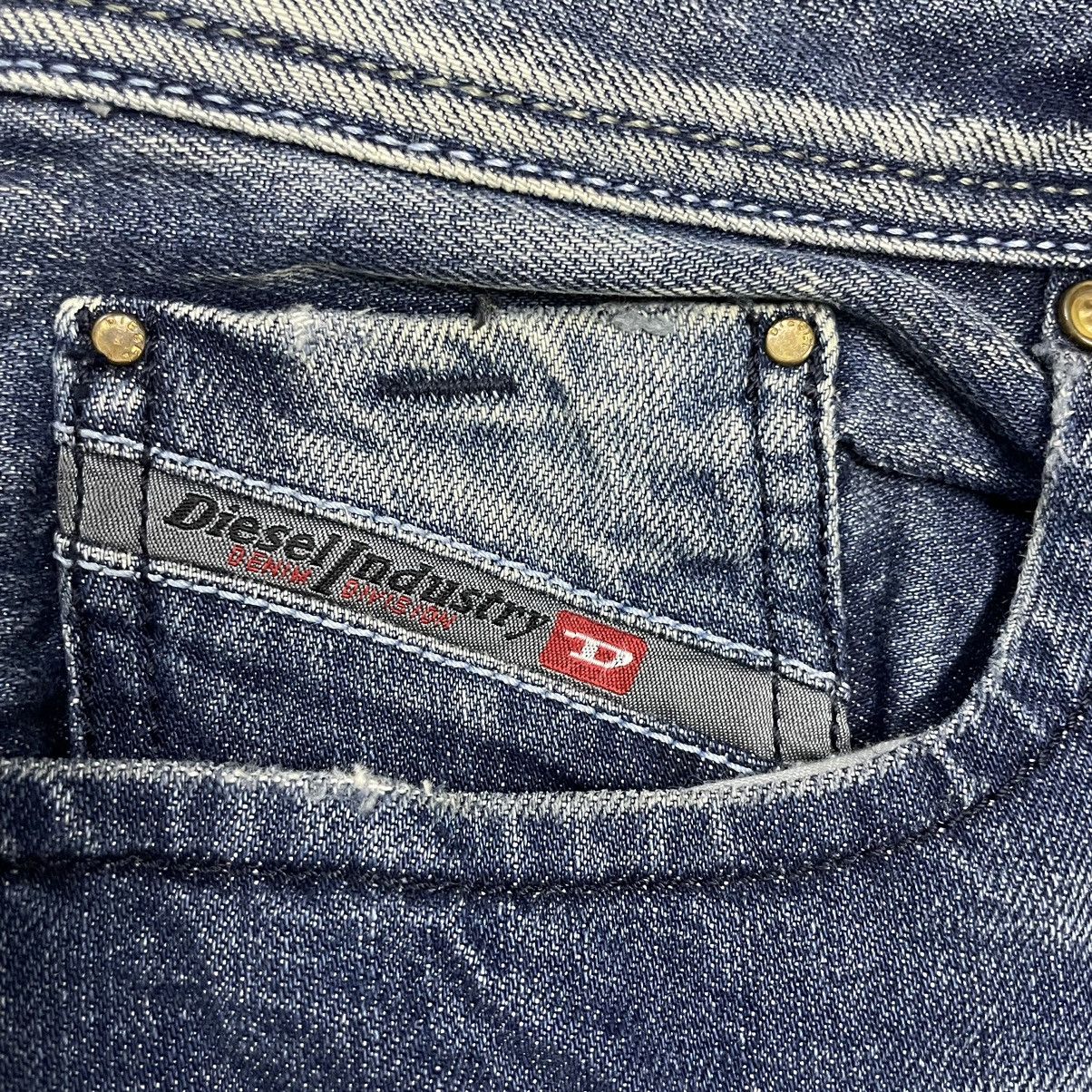 Diesel Diesel Industry Distressed Faded Straight Jeans Size US 31 - 7 Thumbnail