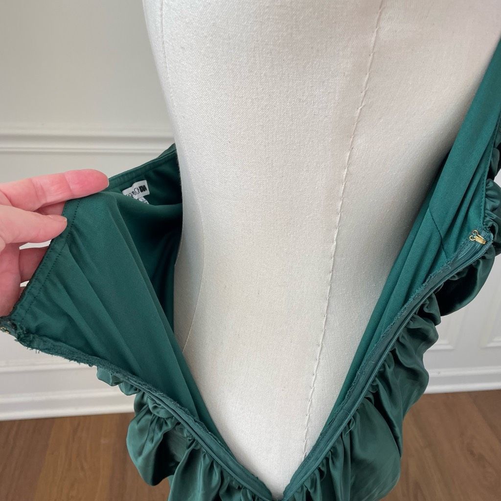 Other Fashion Nova When In Rome Rosette Satin Midi Dress Hunter Gr Size L / US 10 / IT 46 - 7 Thumbnail