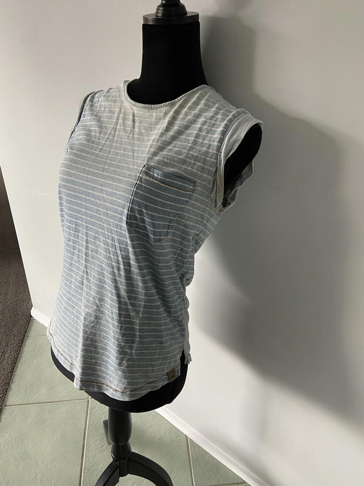 Rusty RUSTY T-shirt Womens Blue & White Striped - Size 8 Size S / US 4 / IT 40 - 3 Thumbnail