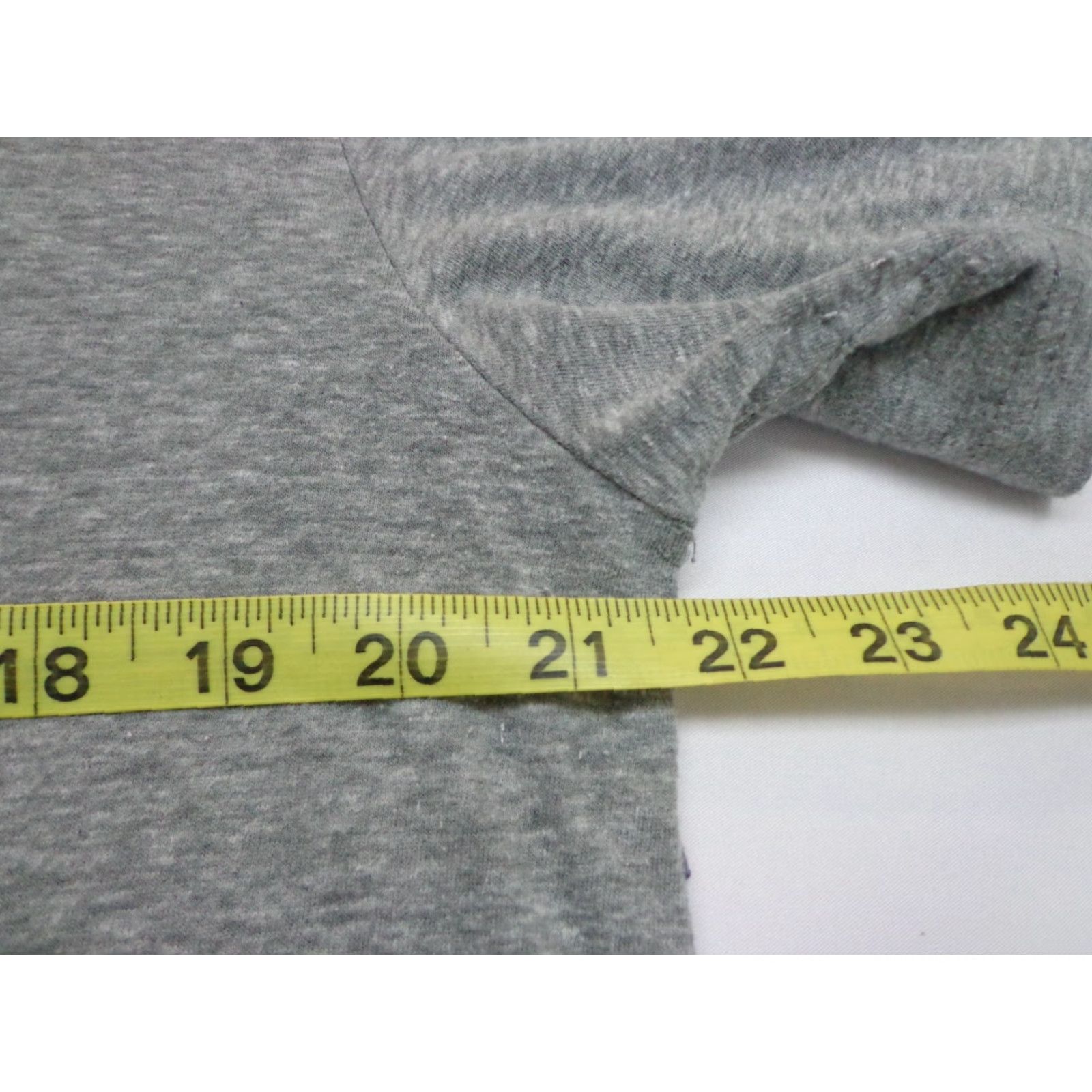 Disney VINTAGE Disney Mickey Mouse Classic Distressed Graphic Men's Gray Heather T-Shirt Large Size US L / EU 52-54 / 3 - 4 Thumbnail