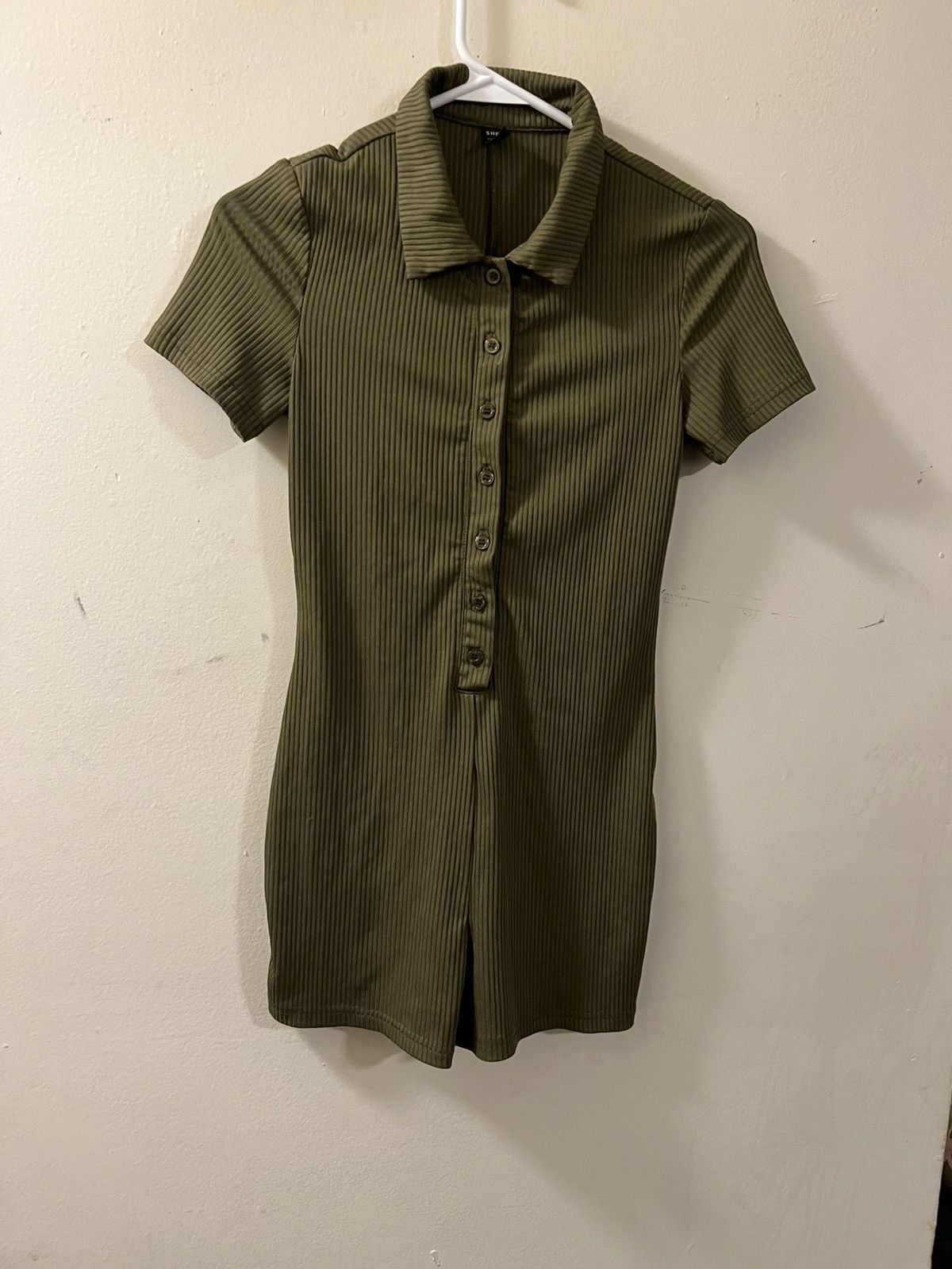 Shein Small forest green one piece short set Size 27" / US 4 / IT 40 - 1 Thumbnail