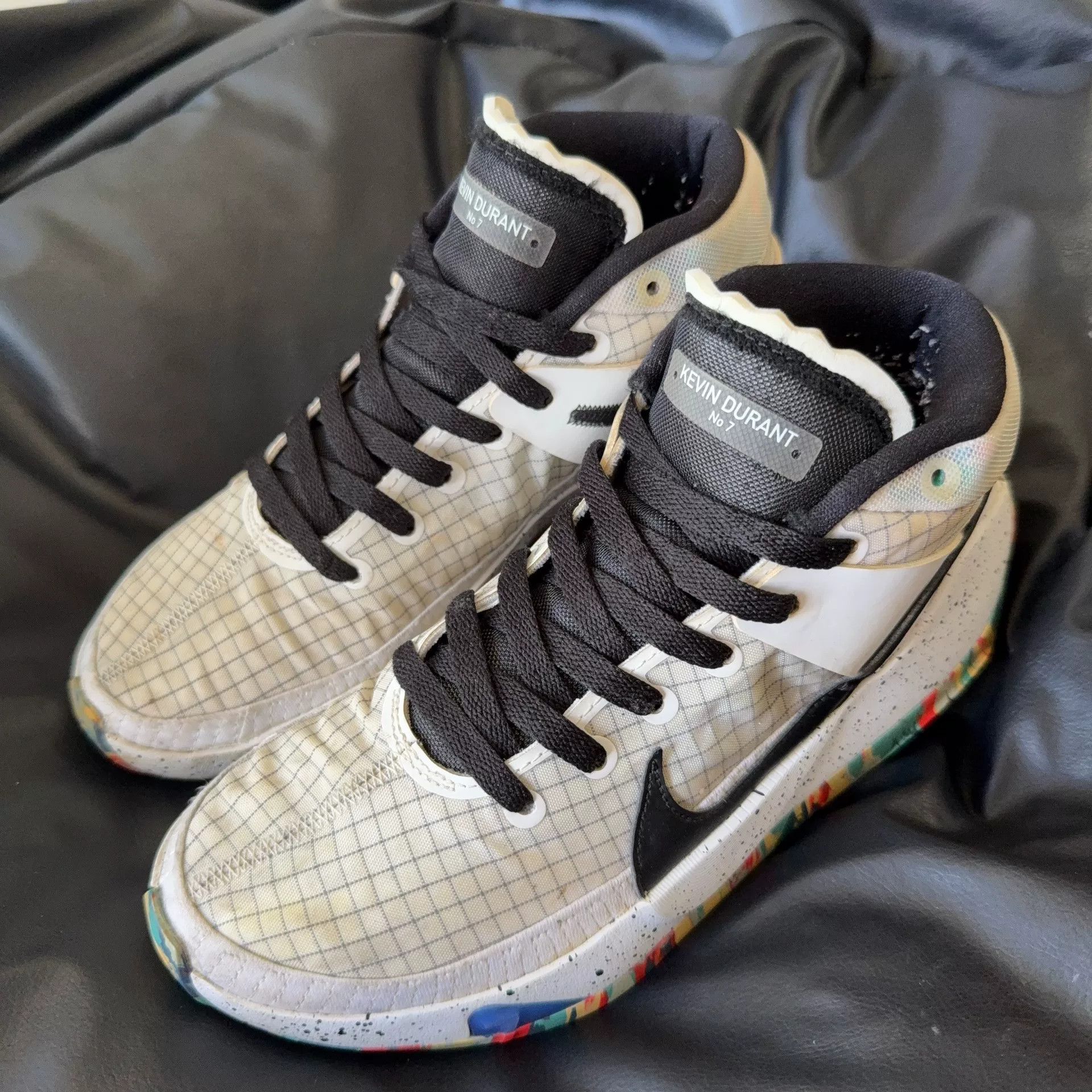 Nike Nike Black Lowtop Sneakers 39 Men Size US 6.5 / EU 39-40 - 1 Thumbnail