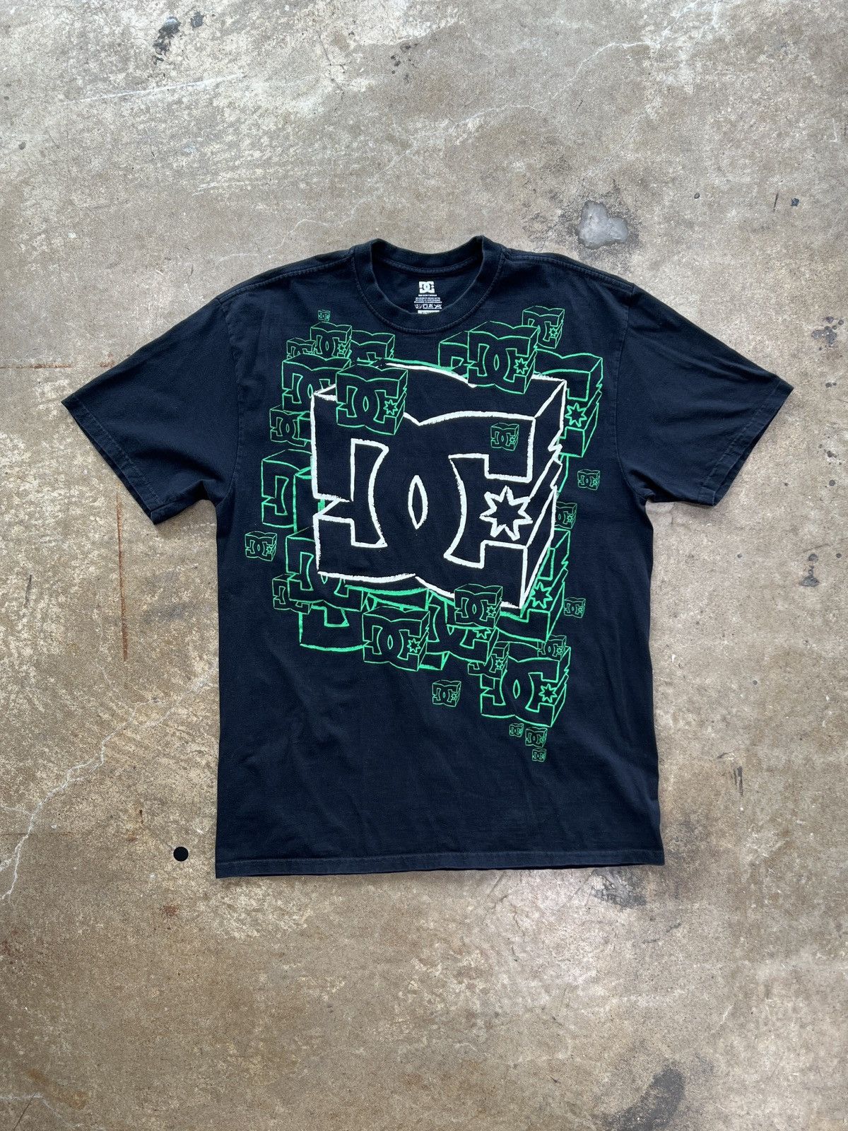 DC Vintage Y2K DC Full Front AOP Graphic Tee XL Size US XL / EU 56 / 4 - 2 Thumbnail