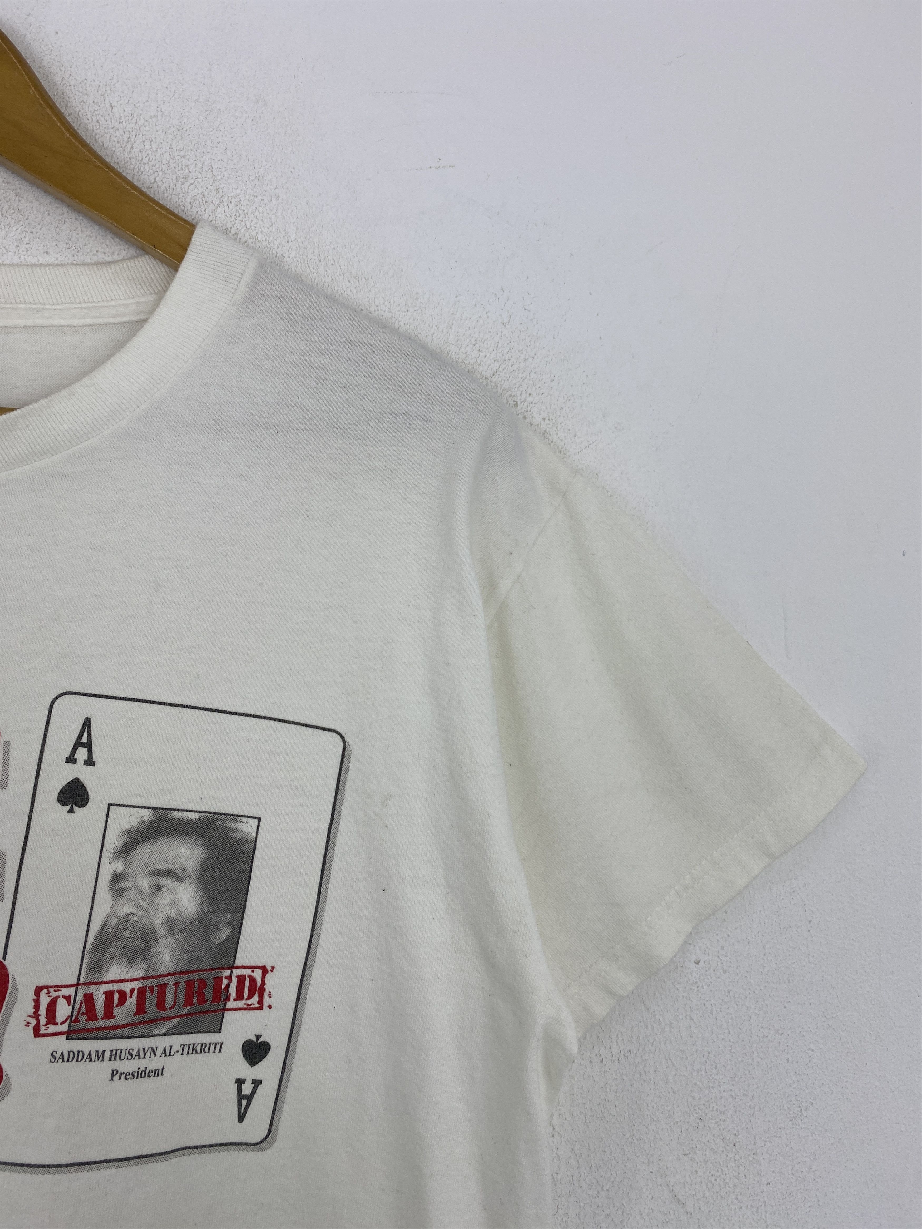 President's × Vintage Vintage 90s Saddam Hussein Ace In The Hole T Shirt TA0574 Size US M / EU 48-50 / 2 - 8 Thumbnail