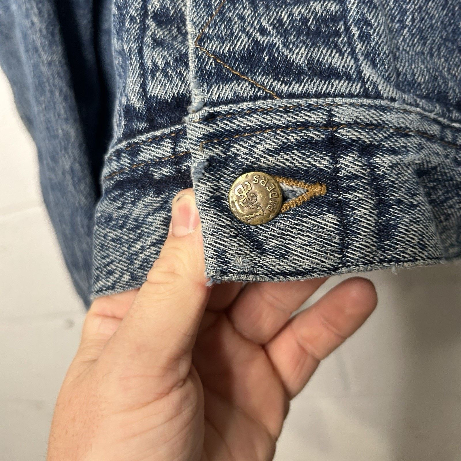 Lee Vintage Lee Riders Denim Trucker Jacket “Acid Wash" Size US XL / EU 56 / 4 - 4 Thumbnail
