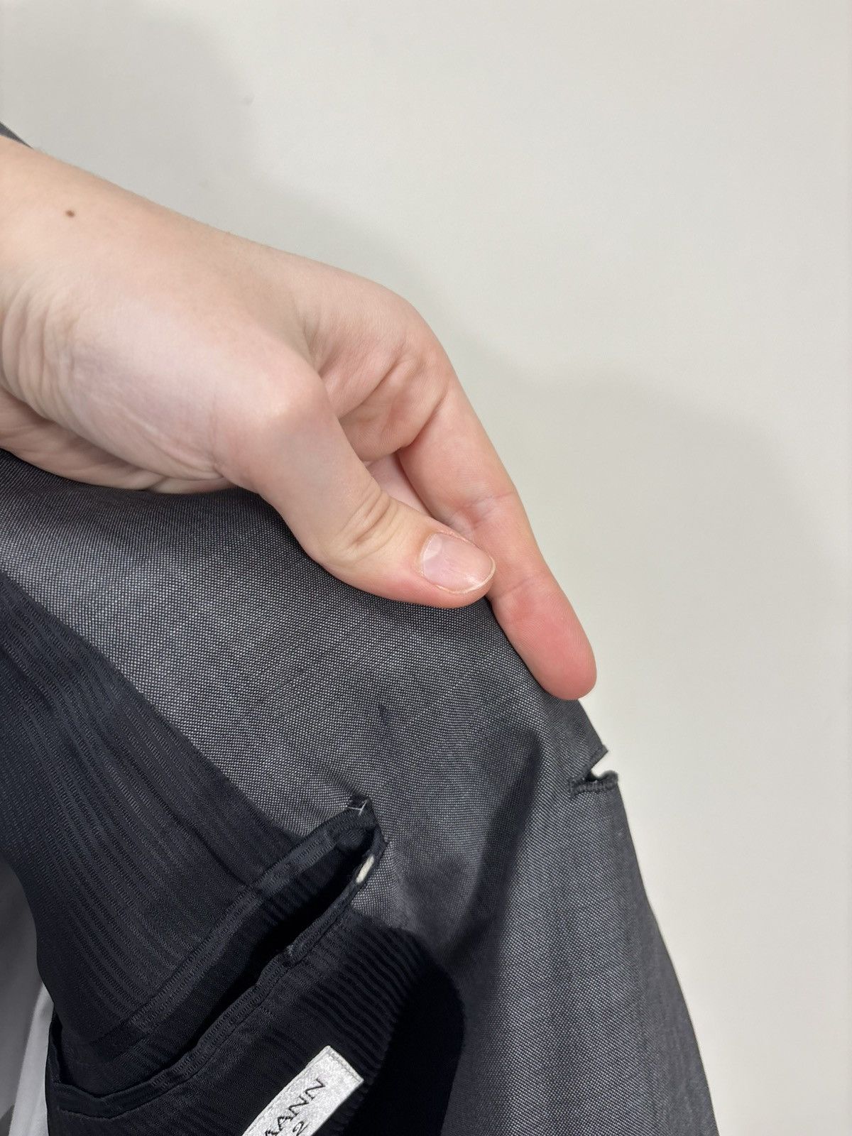 Ermenegildo Zegna Ermenegildo Zegna Soft Men’s 2-Piece Gray Wool Suit Size 42R - 8 Thumbnail