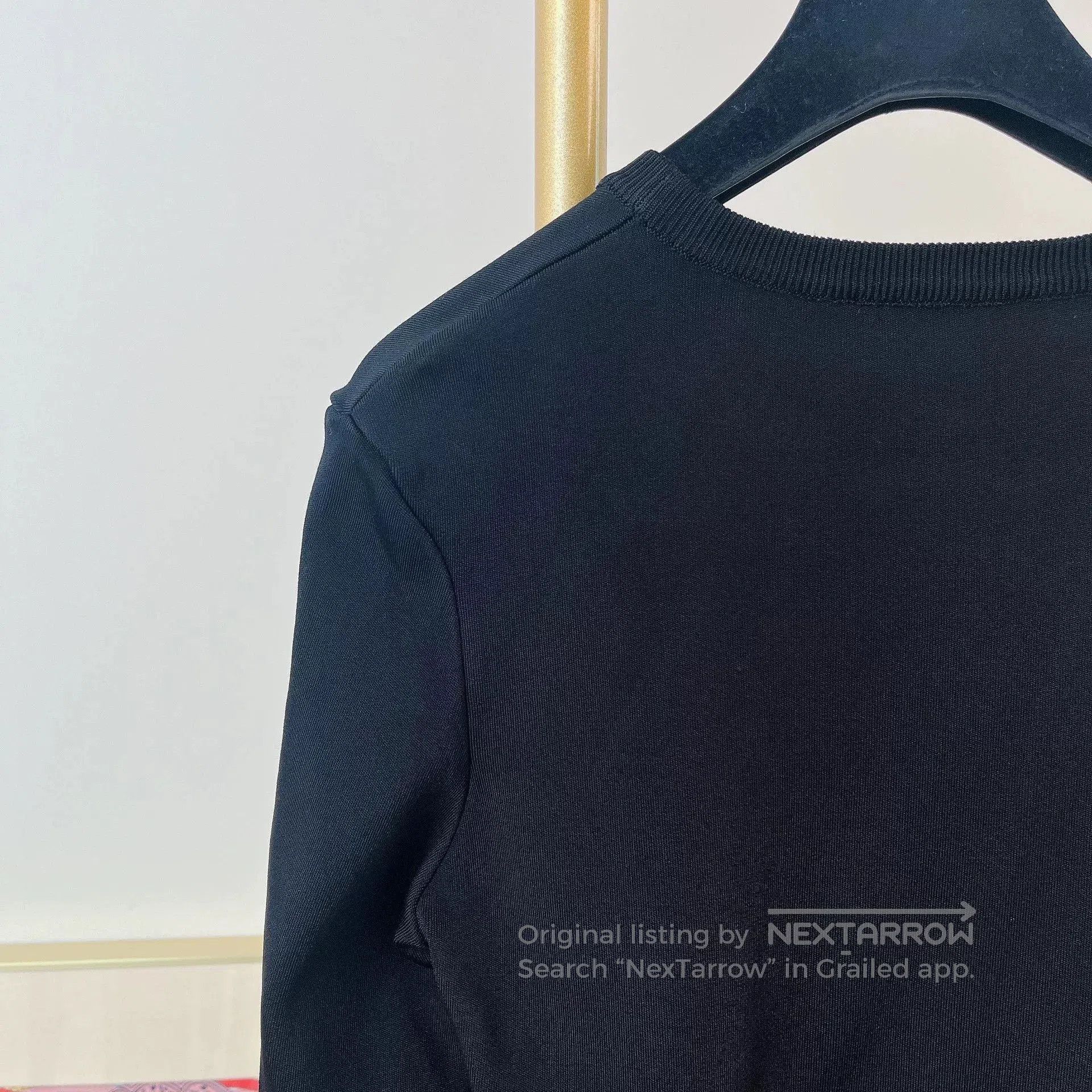 Givenchy Givenchy Black Letter Short Top. Size M / US 6-8 / IT 42-44 - 7 Thumbnail