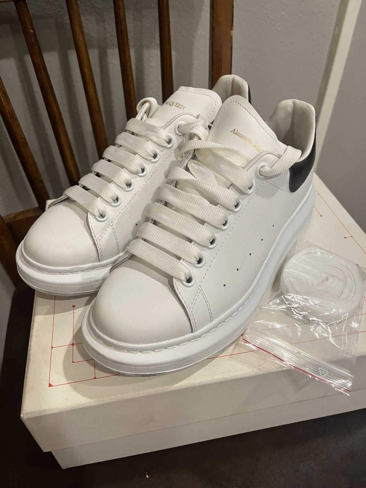 Alexander McQueen Alexander McQueen 9.5 Size US 9.5 / IT 39.5 - 1 Thumbnail