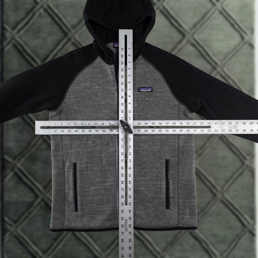 Patagonia Patagonia Sweater Adult Medium Black Gray Full Zip Hiking (21X26) Size US M / EU 48-50 / 2 - 1 Thumbnail