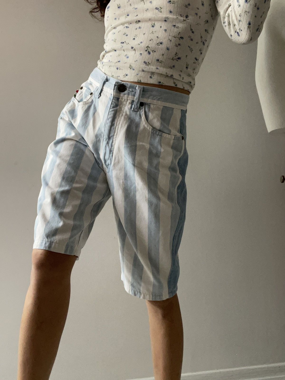 Moschino Moschino capri Size 25" / US 0 / IT 36 - 2 Thumbnail
