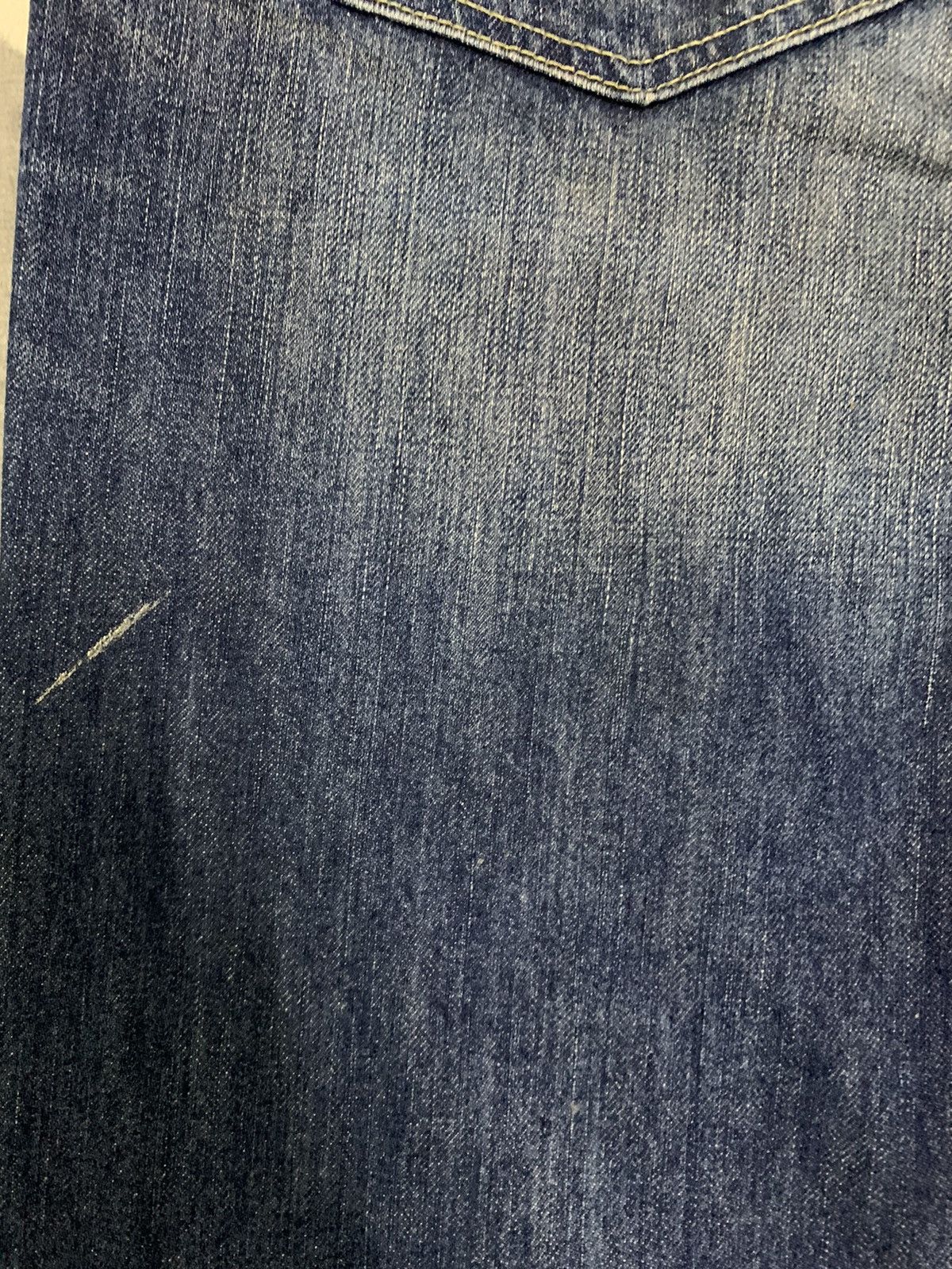 Jun Takahashi Vintage Uniqlo UJ S002 Blue Washed Distressed Grunge Jeans Size US 30 / EU 46 - 15 Thumbnail