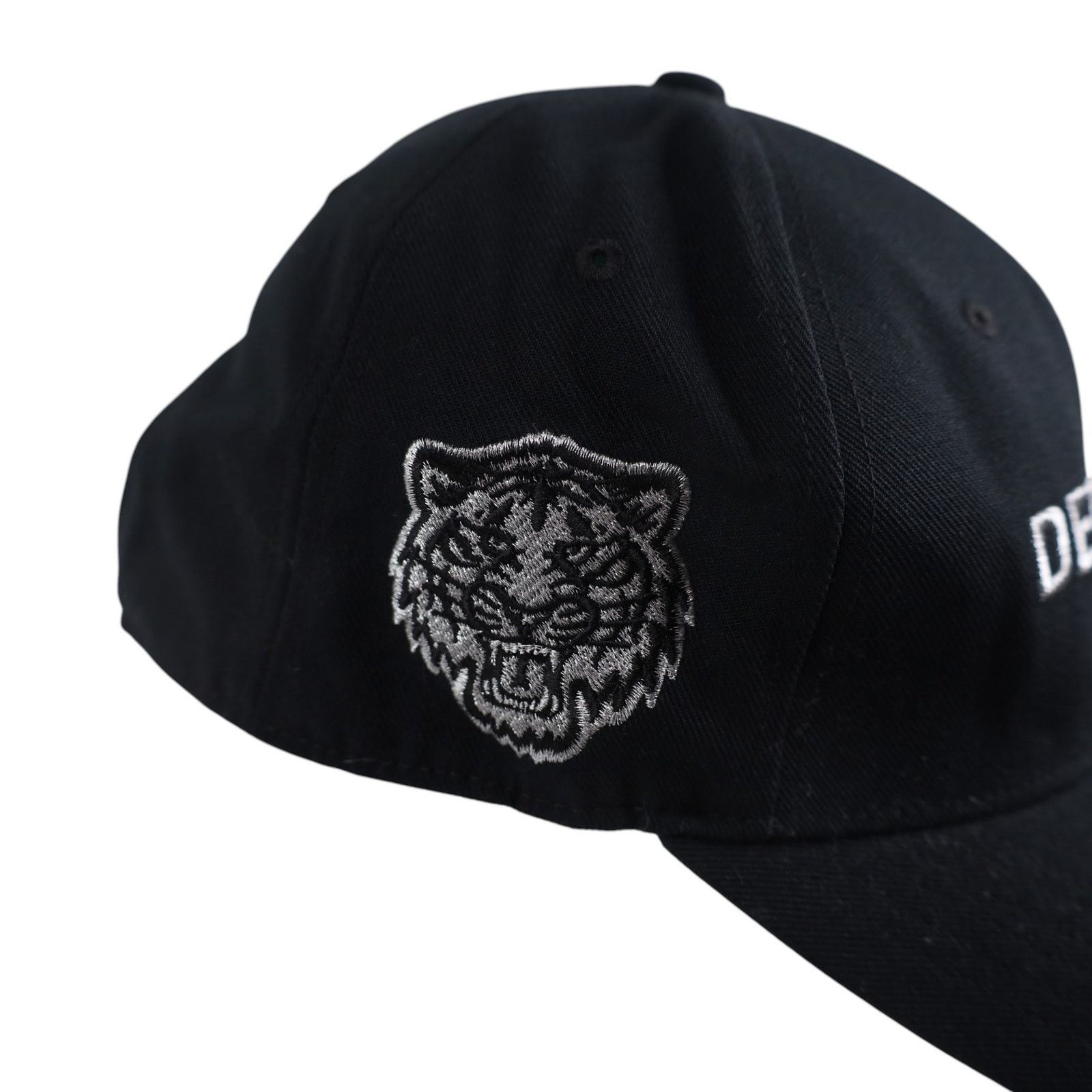 MLB × Nike × Vintage Vintage Nike Detroit Tigers Snapback Hat Size ONE SIZE - 4 Thumbnail