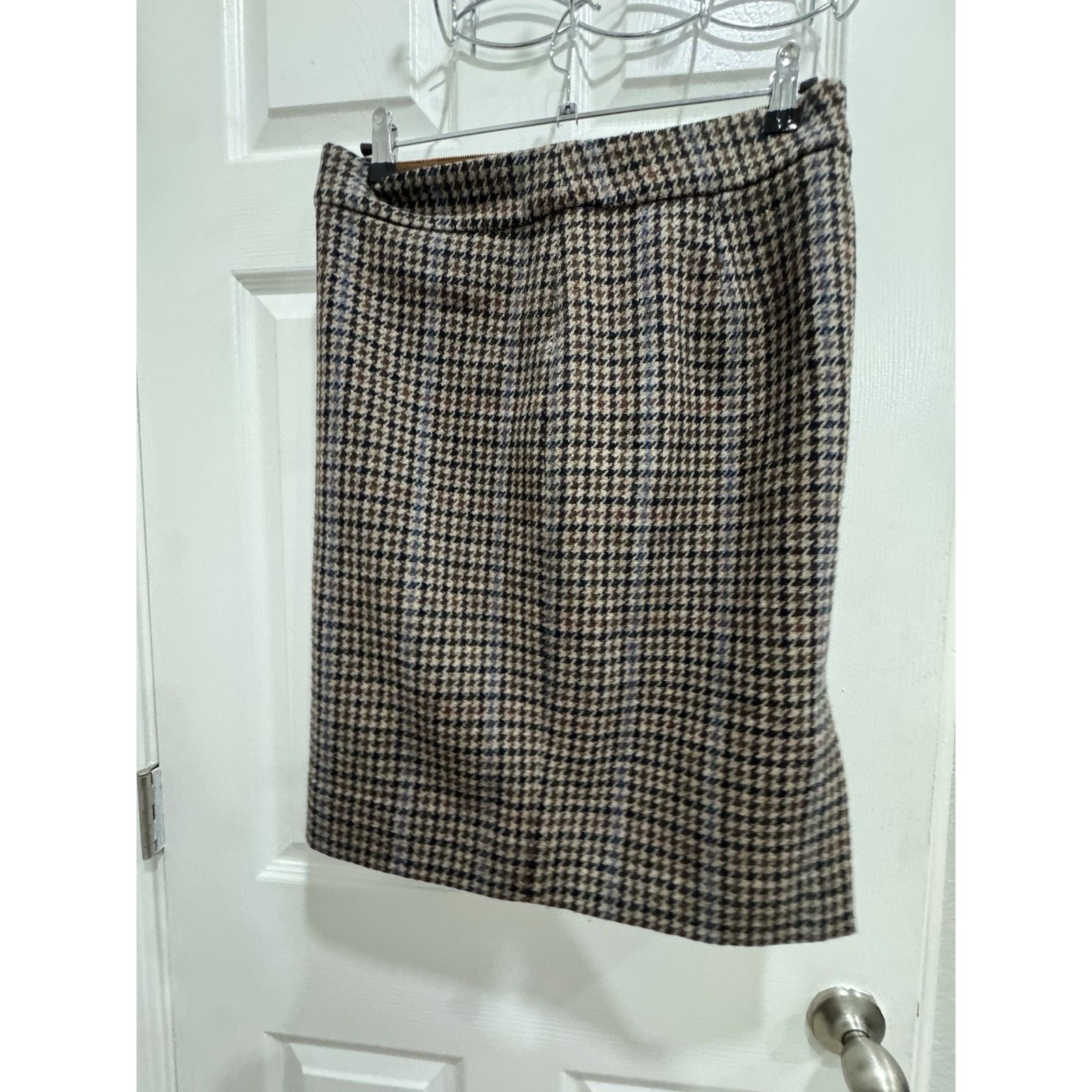 J.Crew J Crew 100% Wool Brown Plaid No 2 Pencil Skirt W/Side Slit Size 28" / US 6 / IT 42 - 2 Thumbnail