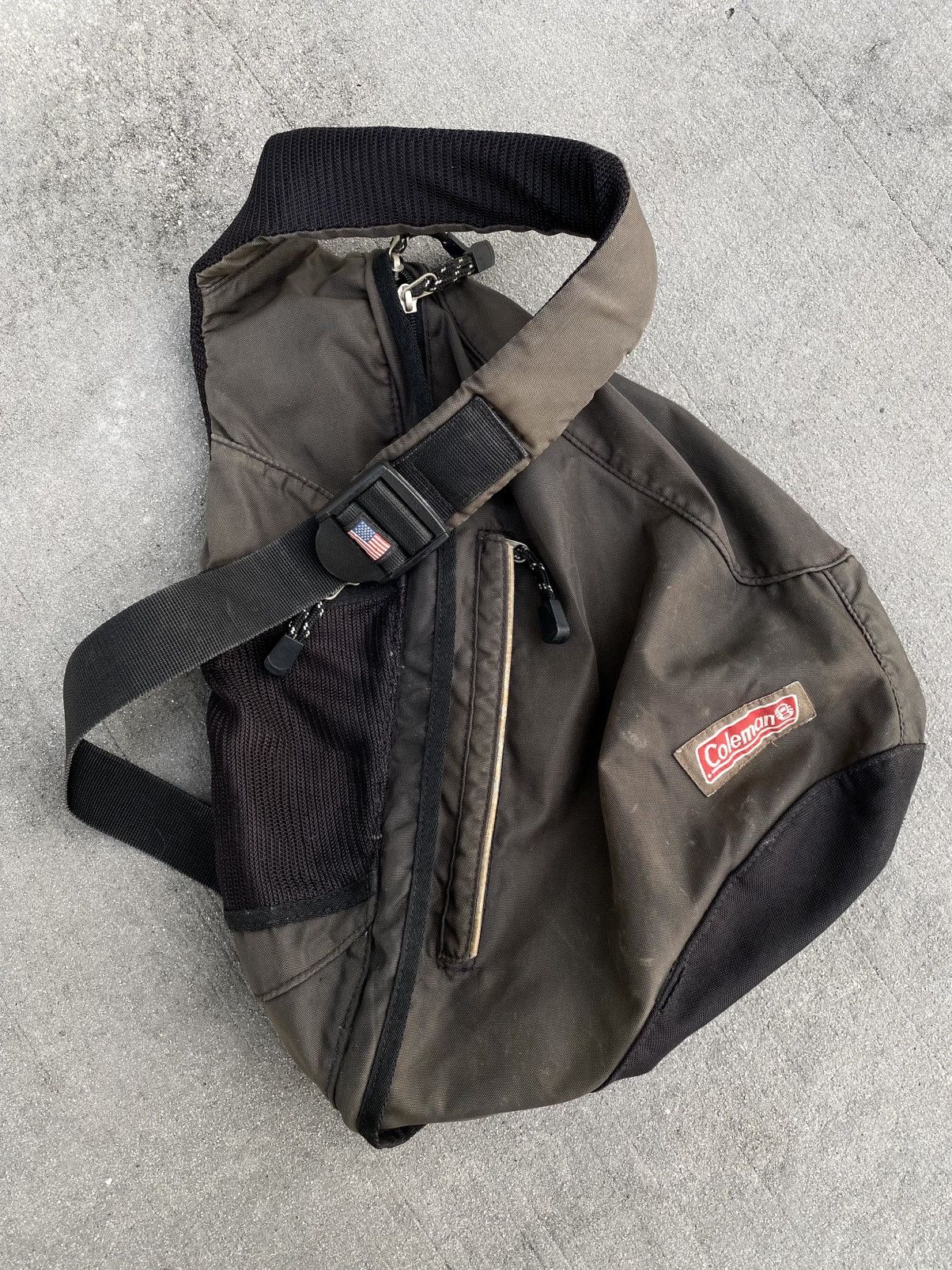 Coleman Vintage Rare Coleman USA Crossbody Bag Size ONE SIZE - 1 Thumbnail