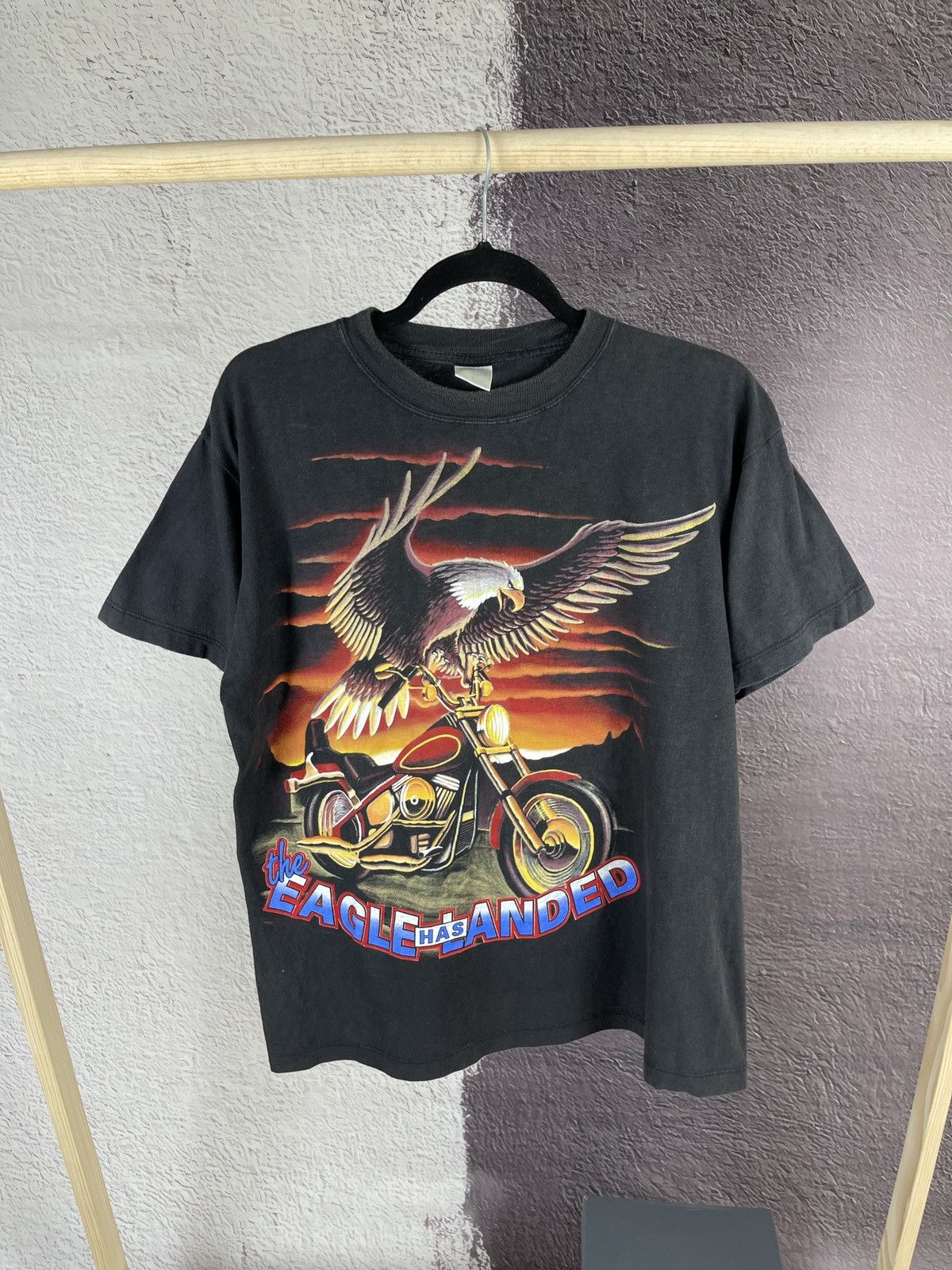 Vintage Vintage 90s the eagle has landed band tee motorcycle shirt Size US L / EU 52-54 / 3 - 1 Thumbnail