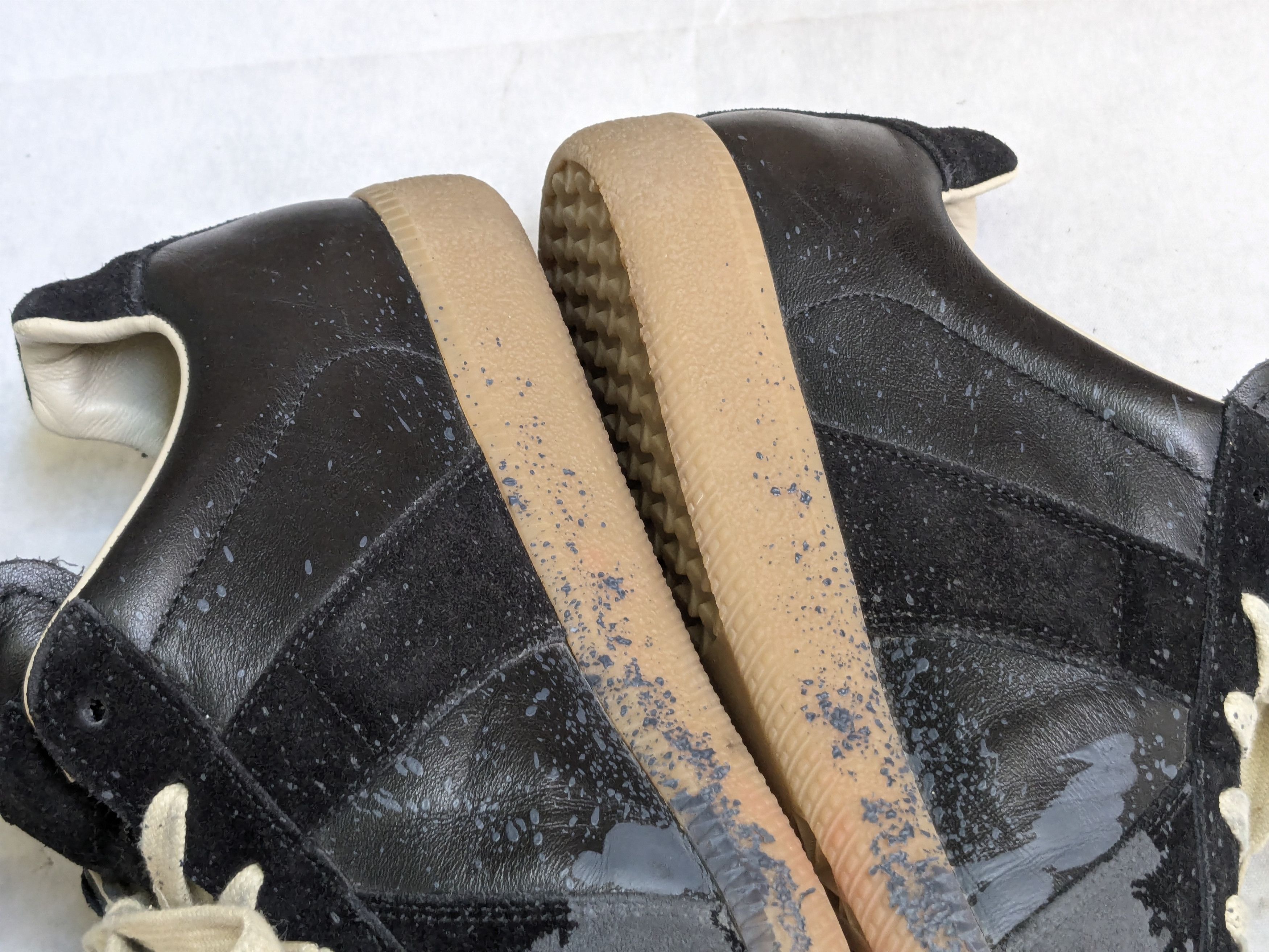 Maison Margiela Maison Margiela black pewter paint sneaker paint 9 42 Size US 9 / EU 42 - 12 Thumbnail
