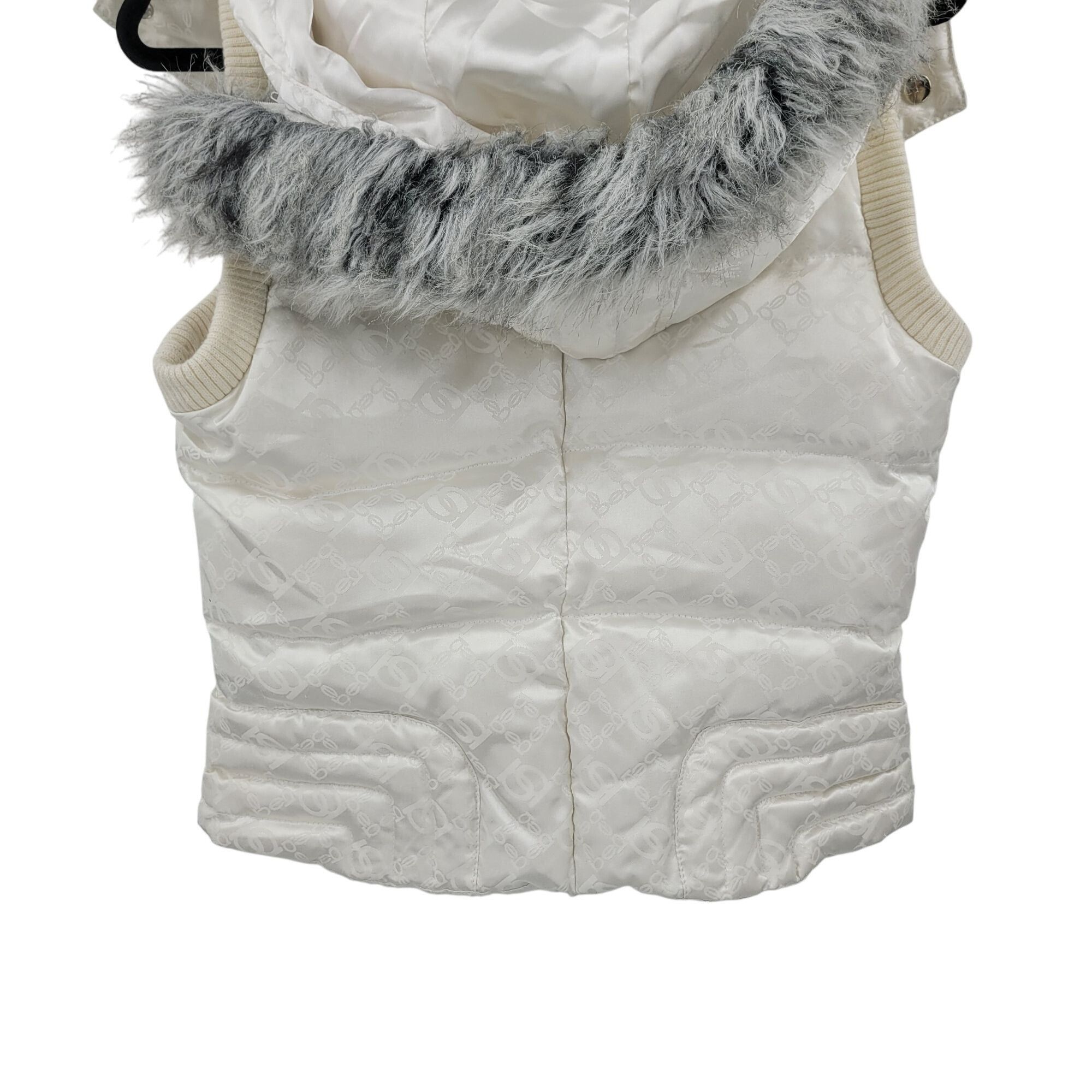 Bebe Y2K Bebe White Quilted Hooded Vest Faux Fur Trim M Logo Prin Size M / US 6-8 / IT 42-44 - 9 Thumbnail