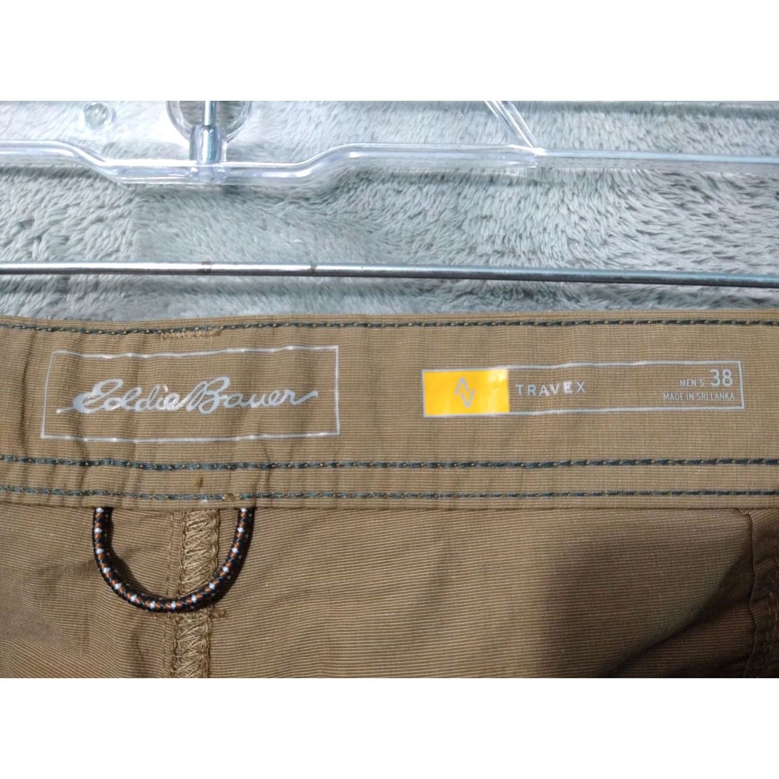 Eddie Bauer Eddie Bauer Shorts Mens 38 Beige Travex Cargo High Rise Hiking Outdoor Nylon Cargo Pocket Size US 38 / EU 54 - 7 Thumbnail