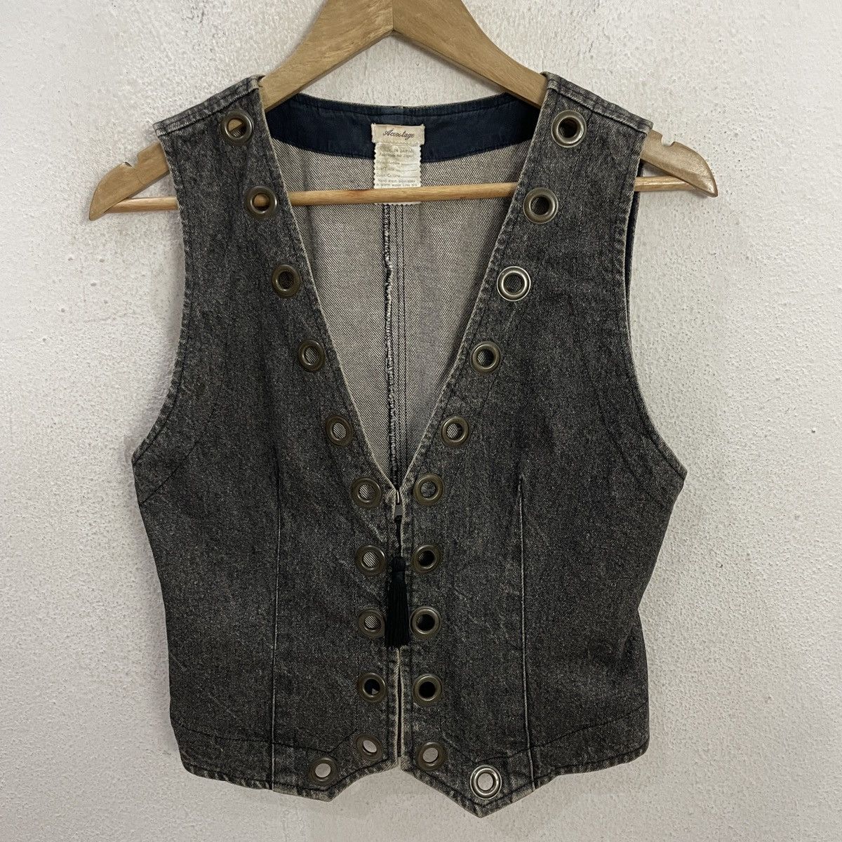 Japanese Brand Vintage Accostage Japan Denim Vest Size M / US 6-8 / IT 42-44 - 1 Thumbnail