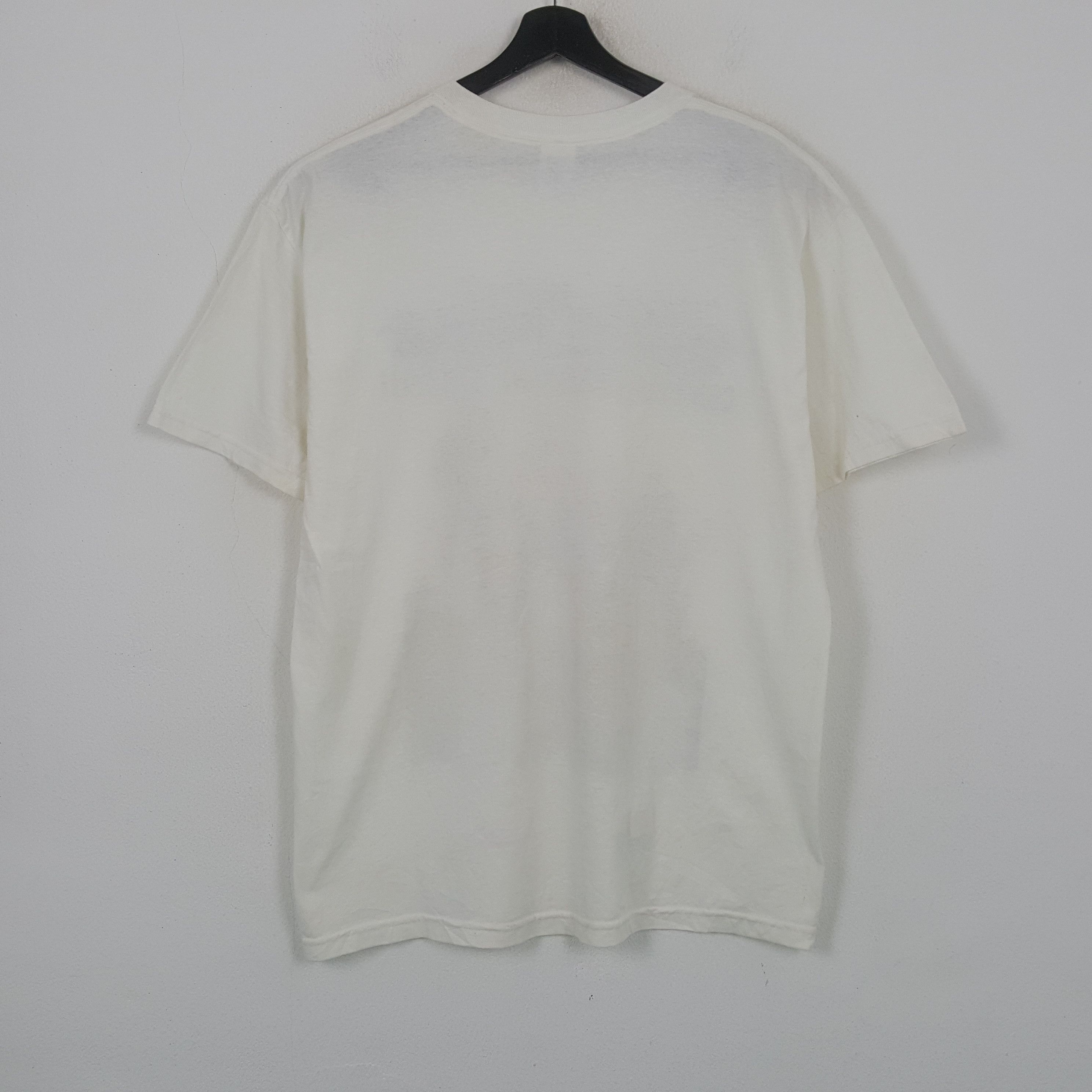 Band Tees They Black Eyed Peas Singer Music Tour Tshirt RR1 Size US L / EU 52-54 / 3 - 3 Thumbnail