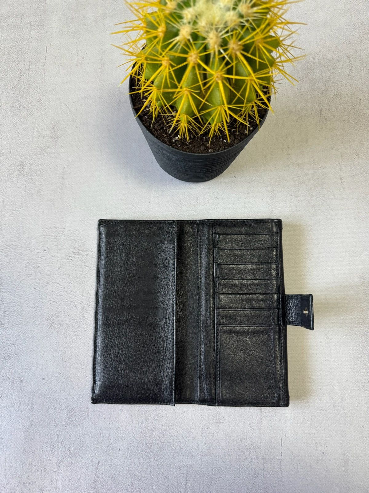 Gucci Vintage Gucci Leather Wallet Big Logo Very Rare Size ONE SIZE - 7 Thumbnail