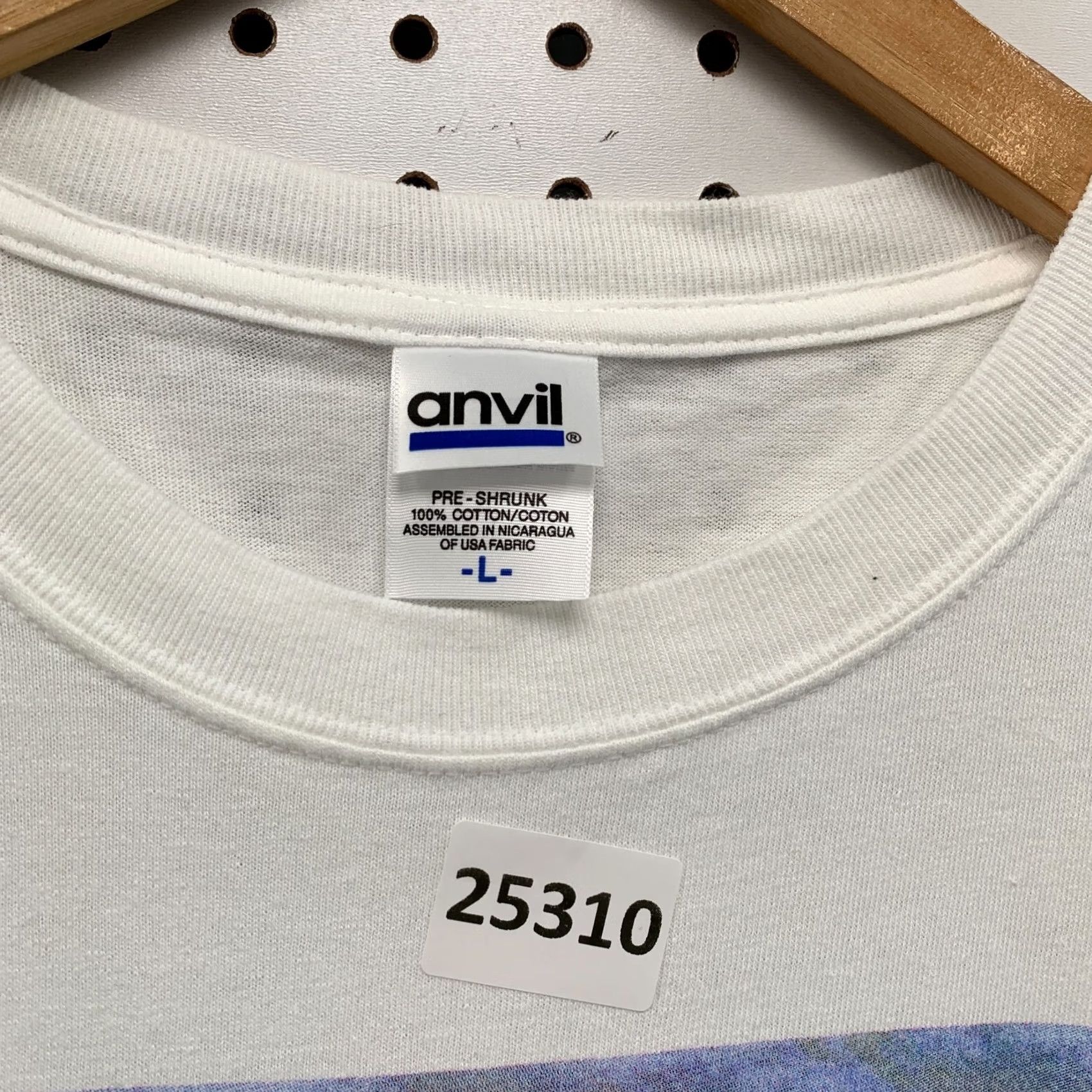 Anvil VINTAGE Nature Animal Shirt White Wolves Wild Life Land Trust Tee Large Unisex Adults Size US L / EU 52-54 / 3 - 7 Thumbnail