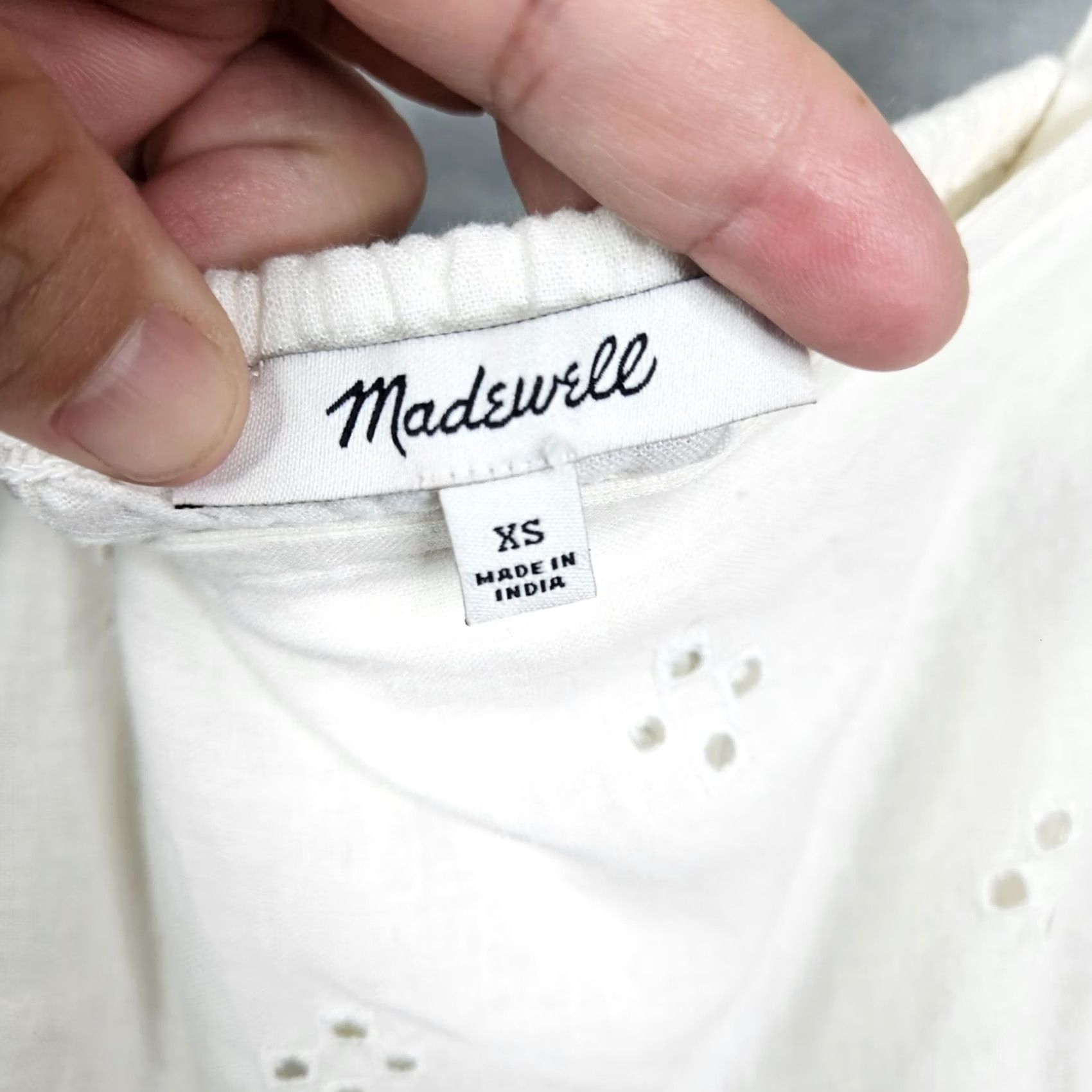 Madewell Madewell Tank Top XS Ivory Tie-strap Geo Eyelet Sleeveless Square Neck Casual Womens Regular Shirt Size XS / US 0-2 / IT 36-38 - 5 Thumbnail