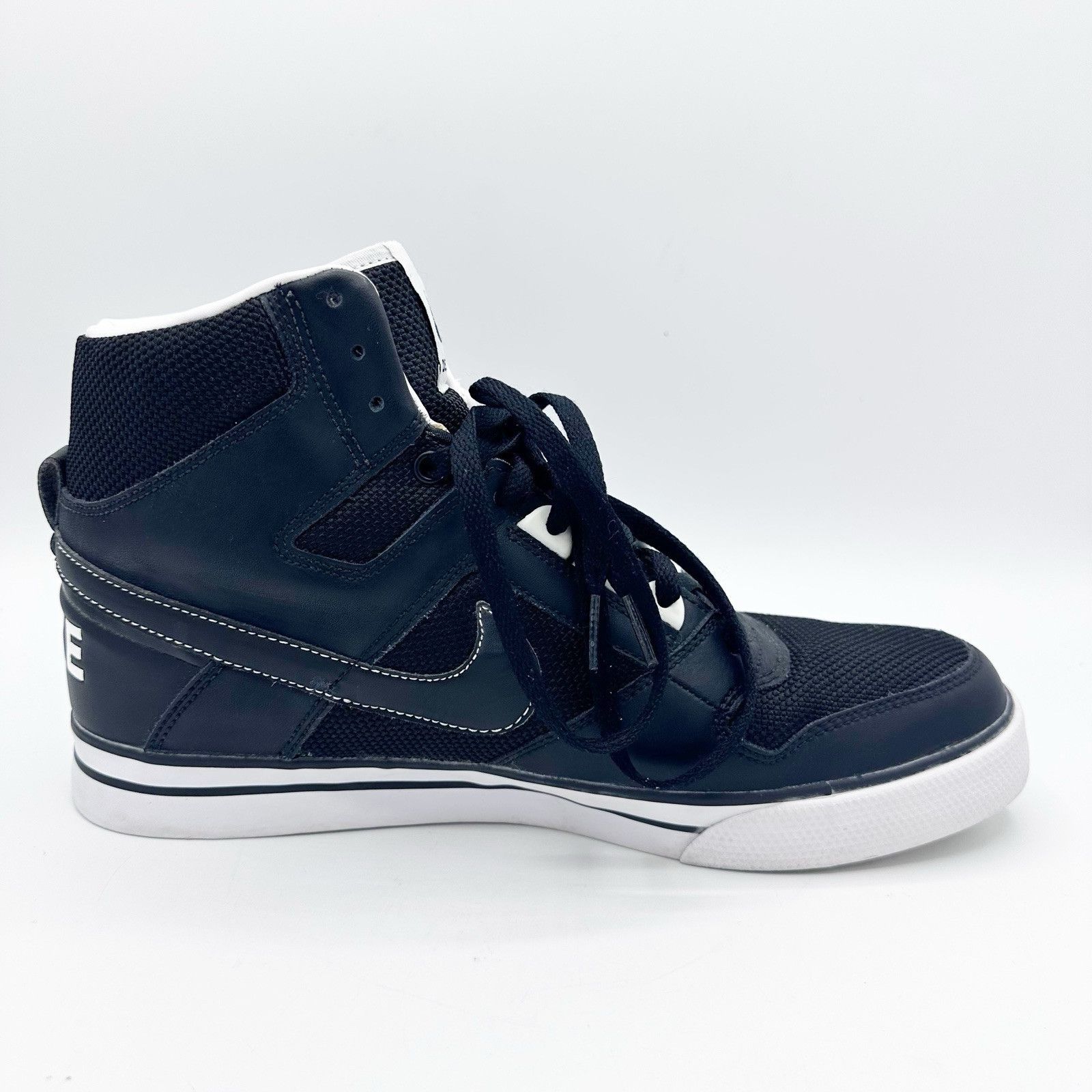 Nike Nike Delta Force AC High (2009) Black Sneakers Men's Sz 11 Size US 11 / EU 44 - 2 Thumbnail