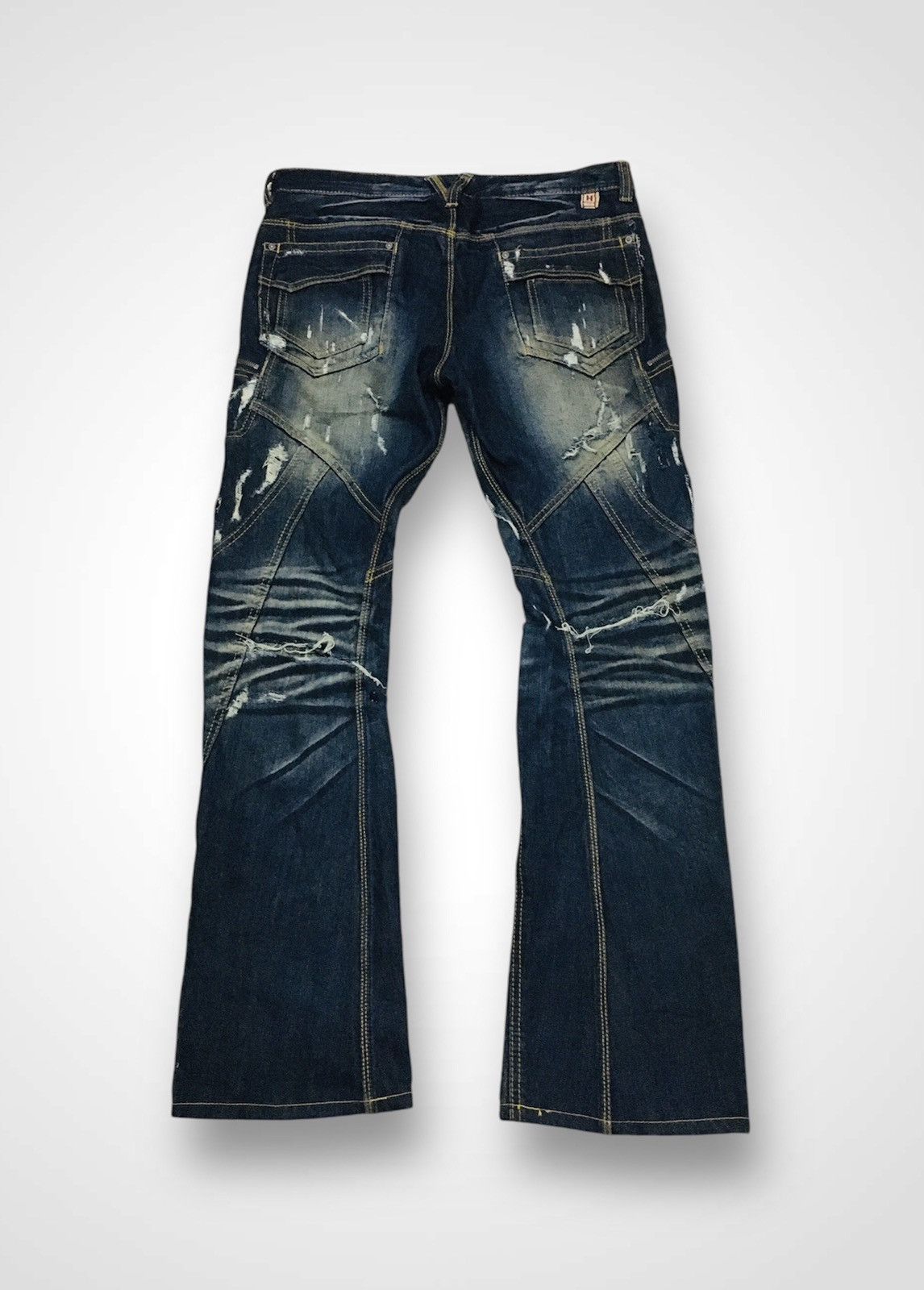 HIDEAWAYS × If Six Was Nine × Le Grande Bleu (L.G.B.) Hideaways Nicole Distressed Flare Jeans (Y01) Size US 32 / EU 48 - 2 Thumbnail