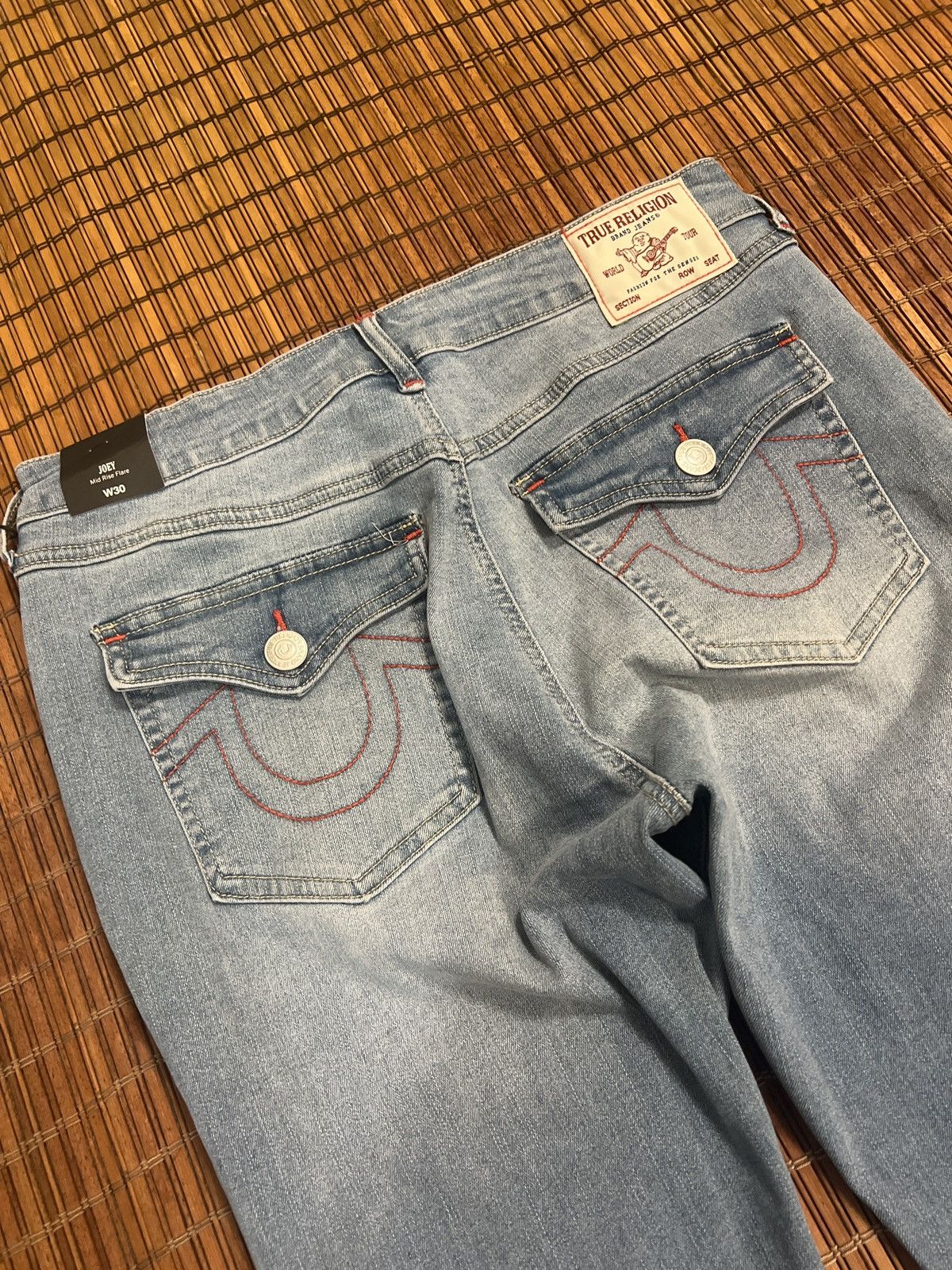 True Religion True religion M fresh wash joey midrise flare denim jean Size 30" / US 8 / IT 44 - 1 Thumbnail