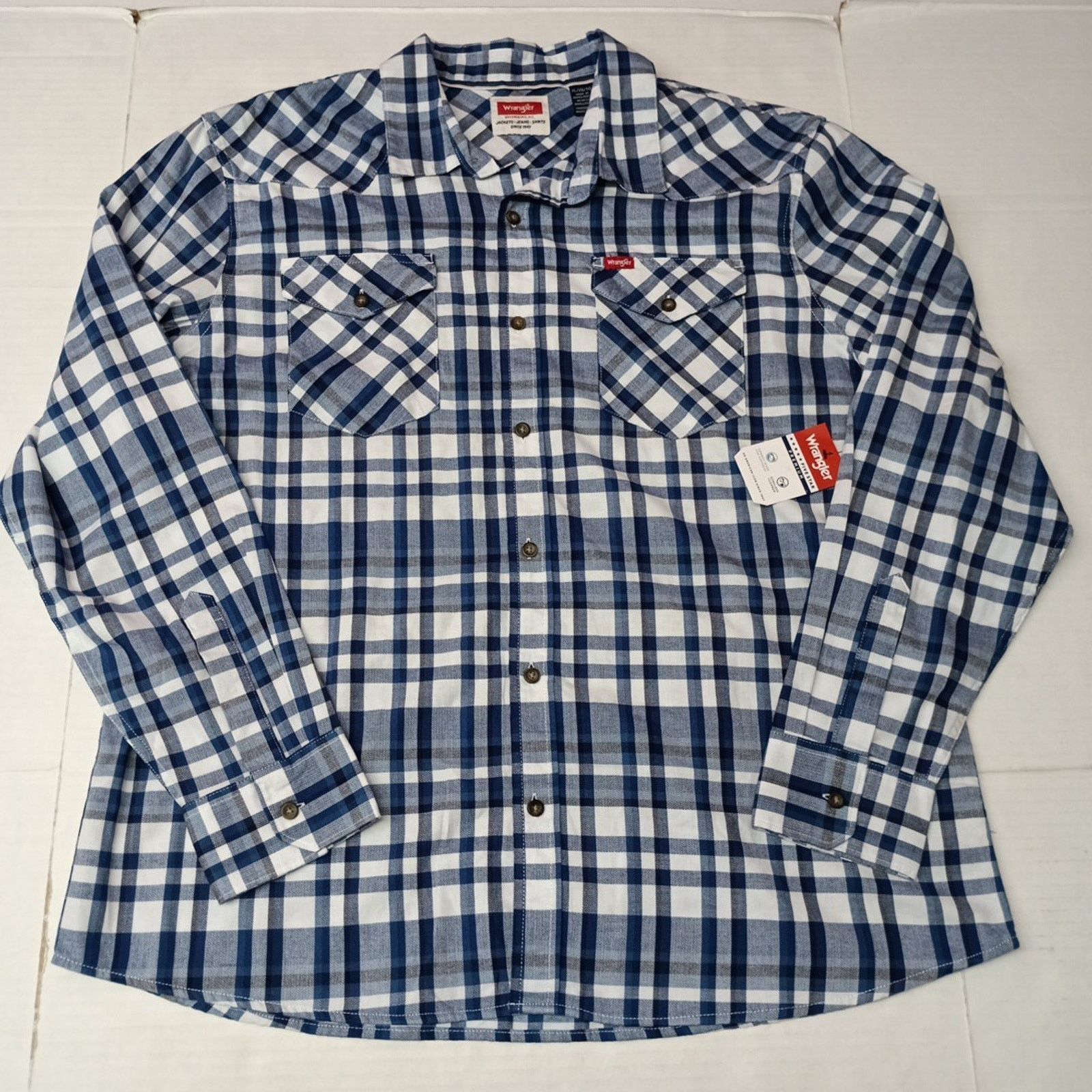 Wrangler Wrangler Cowboy Wash Shirt Men's Size XL Blue White Plaid Size US XL / EU 56 / 4 - 1 Thumbnail