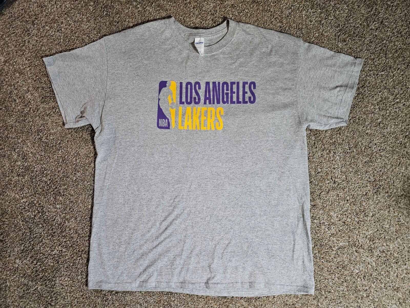 Gildan Los Angeles Lakers Gildan Gray XL Tshirt Size US XL / EU 56 / 4 - 1 Thumbnail