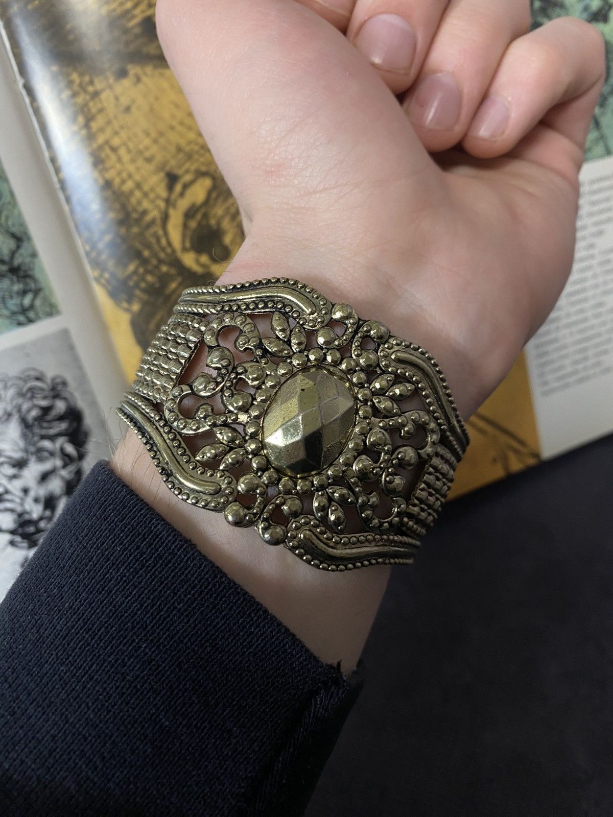 Japanese Brand Rare Vintage Cuff Bracelet | Retro Futurist Style Size ONE SIZE - 2 Thumbnail
