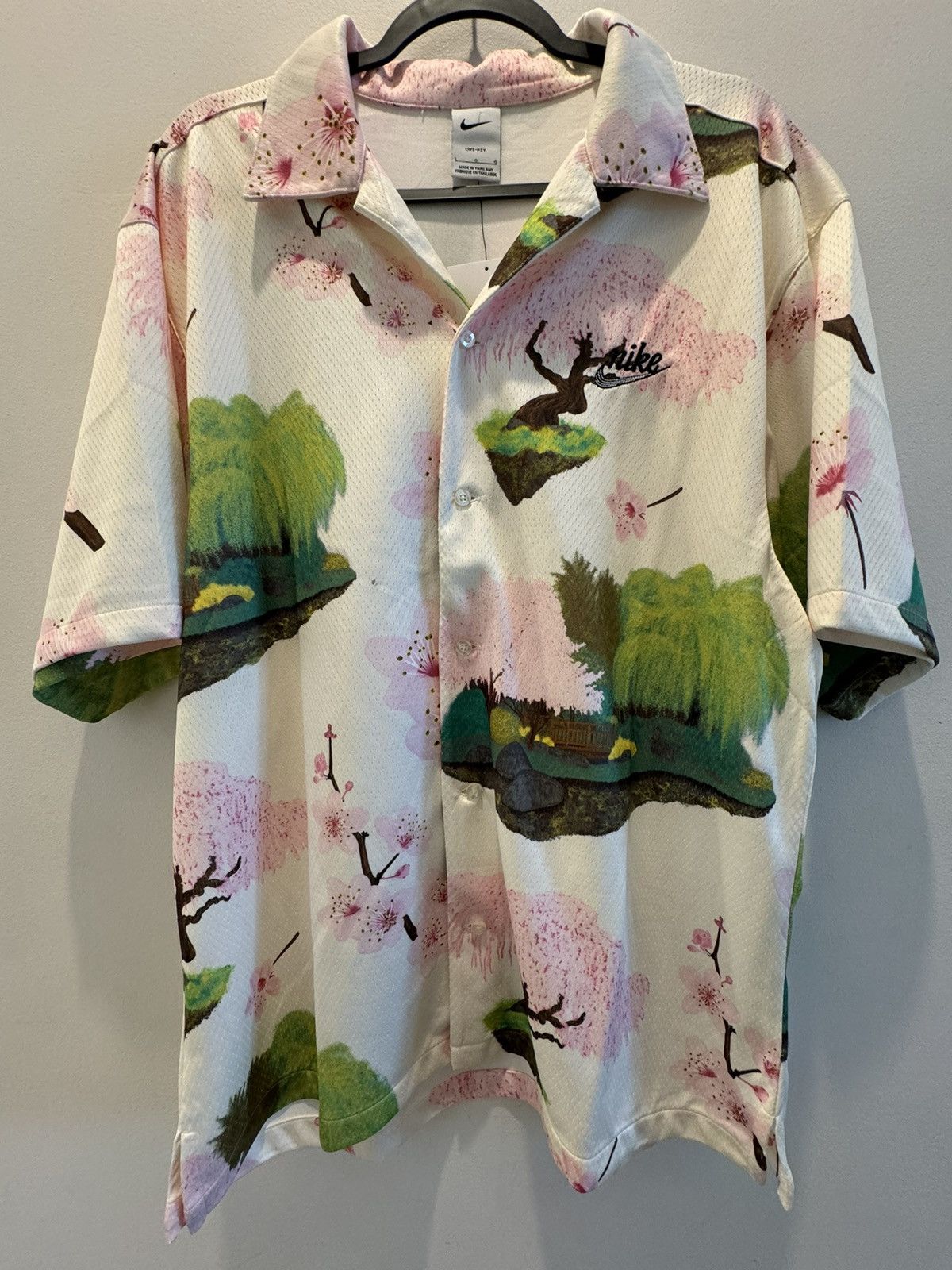 Nike Nike Cherry Blossom Mesh Button Up Shirt Size US L / EU 52-54 / 3 - 1 Thumbnail