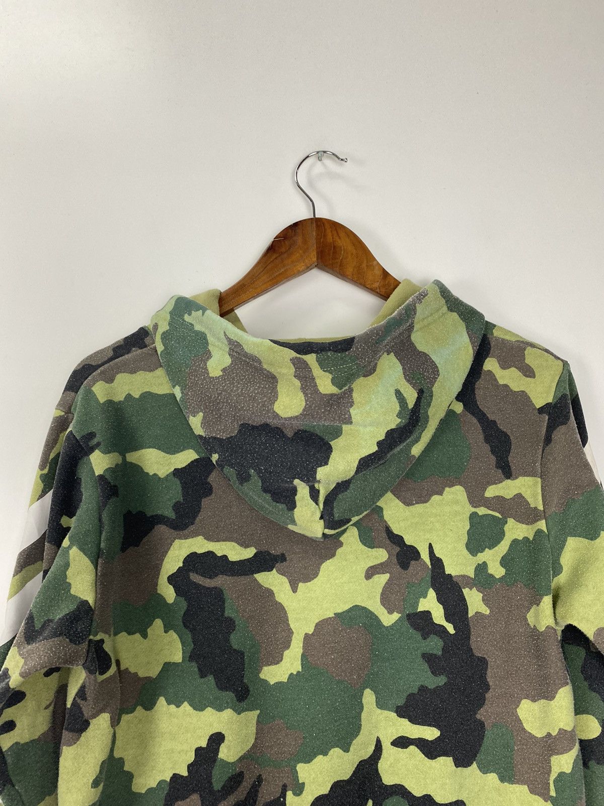 Vision Streetwear Vision Streetwear off -white design hoodies Size US L / EU 52-54 / 3 - 12 Thumbnail
