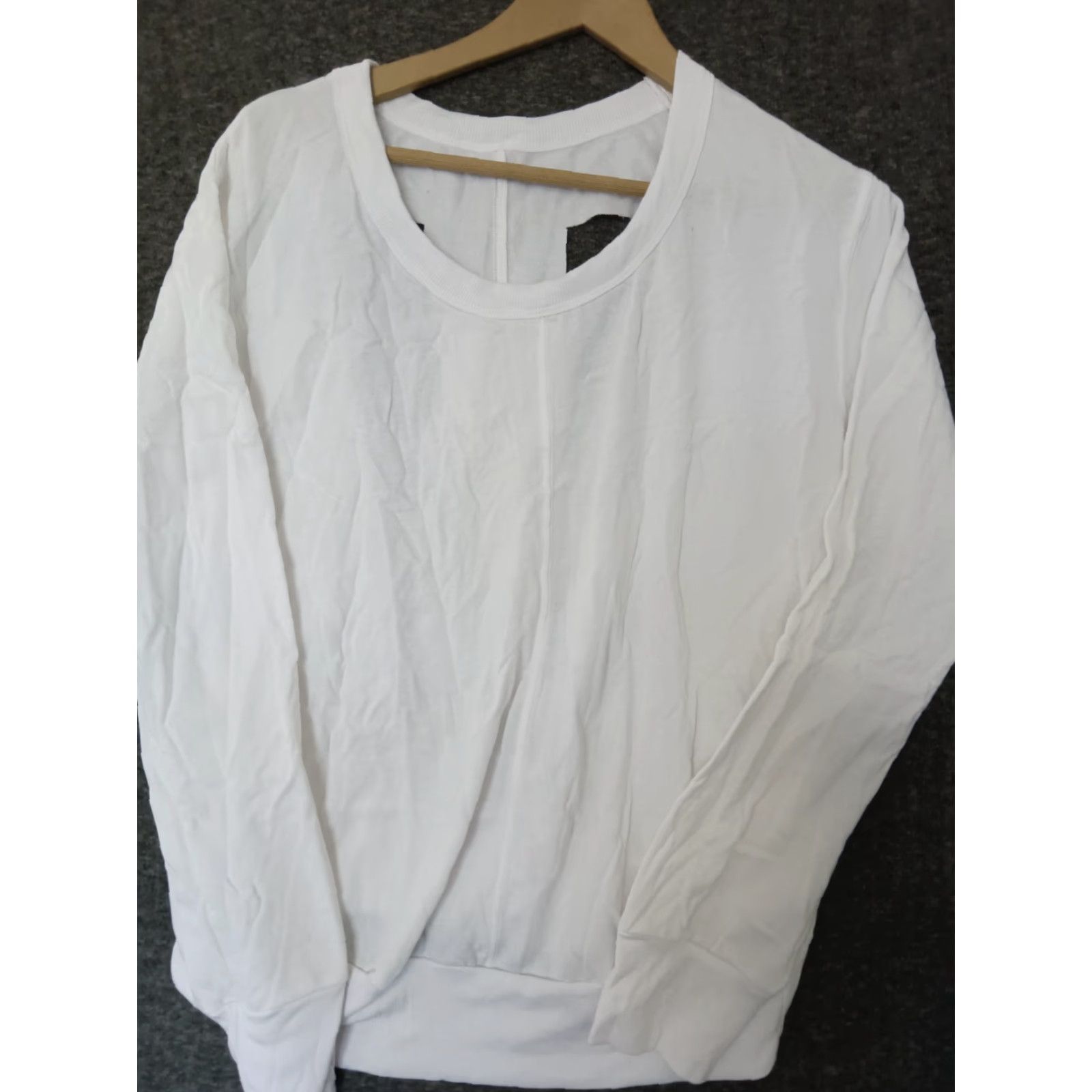 Vintage Unbranded Women's Blouse Long Sleeve White Crew Neck Cut Out Open Back Size L Size L / US 10 / IT 46 - 2 Thumbnail