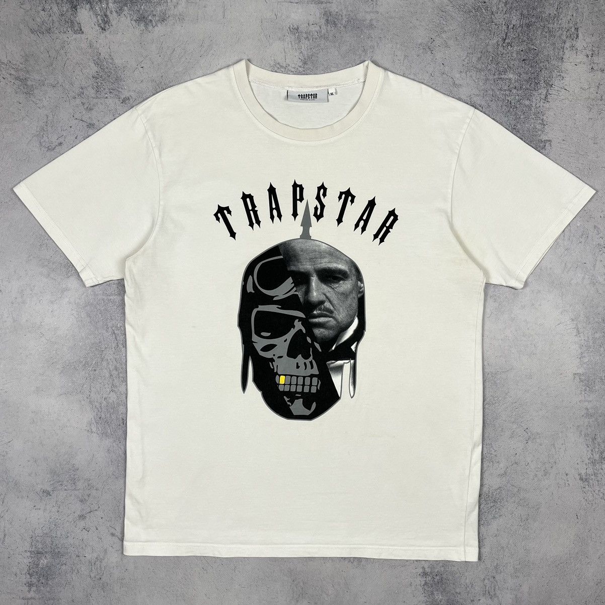 Trapstar London Trapstar the Godfather movie big logo rare tee Size US XL / EU 56 / 4 - 2 Thumbnail