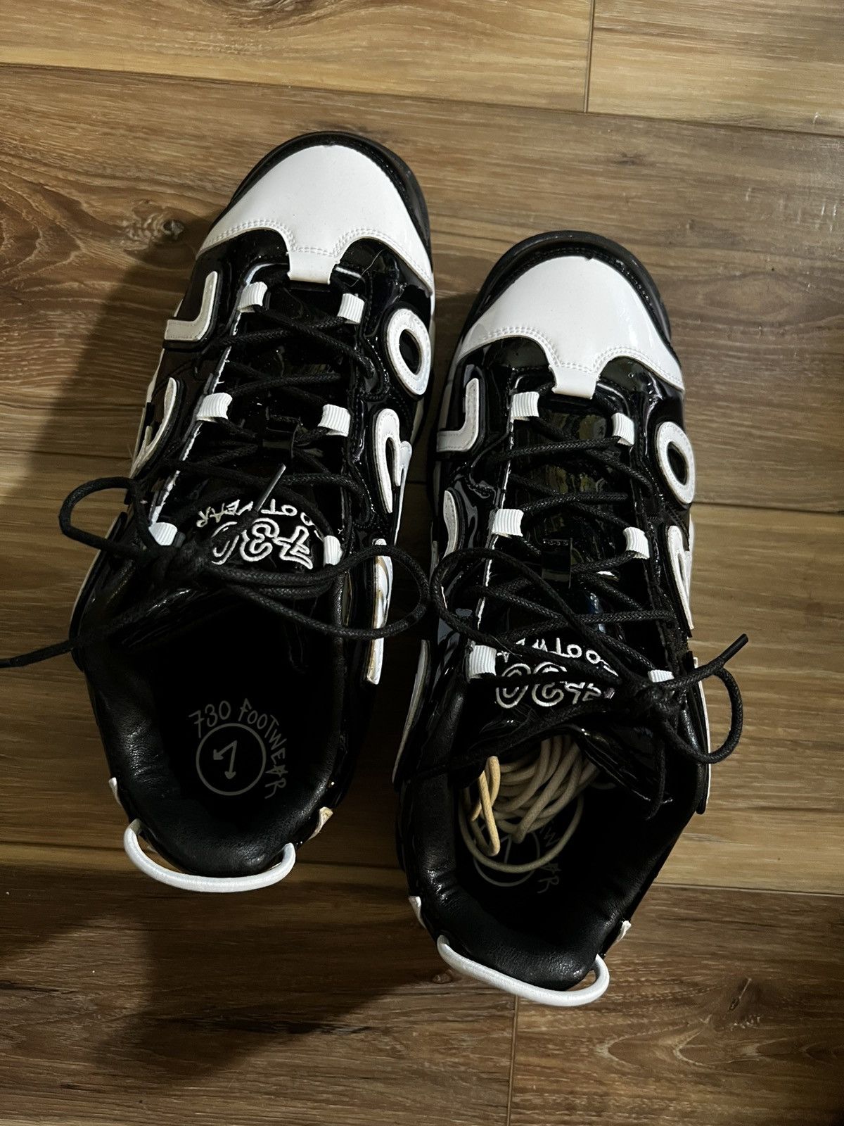 Asspizza 730 Tuxedo Baller Pros 10.5 Size US 10.5 / EU 43-44 - 3 Thumbnail