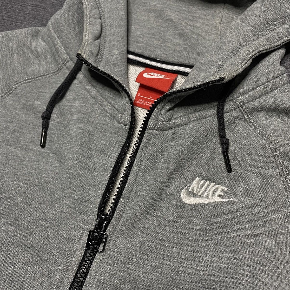 Nike × Vintage Vintage Nike Full Zip Hoodie Y2K Size US S / EU 44-46 / 1 - 2 Thumbnail