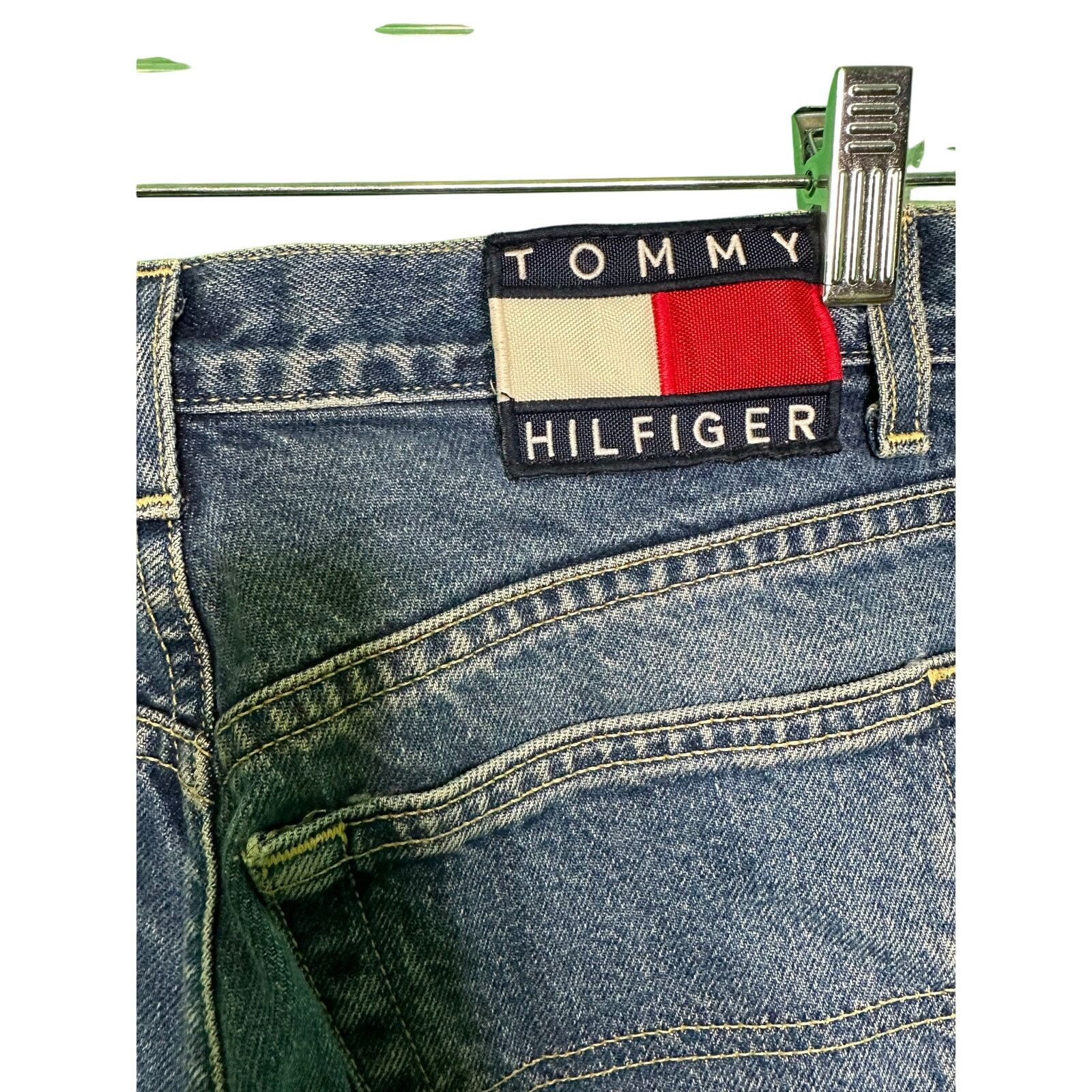 Tommy Hilfiger Tommy Hilfiger VTG 1998 Classic Jeans size 3 Size 28" / US 6 / IT 42 - 6 Thumbnail