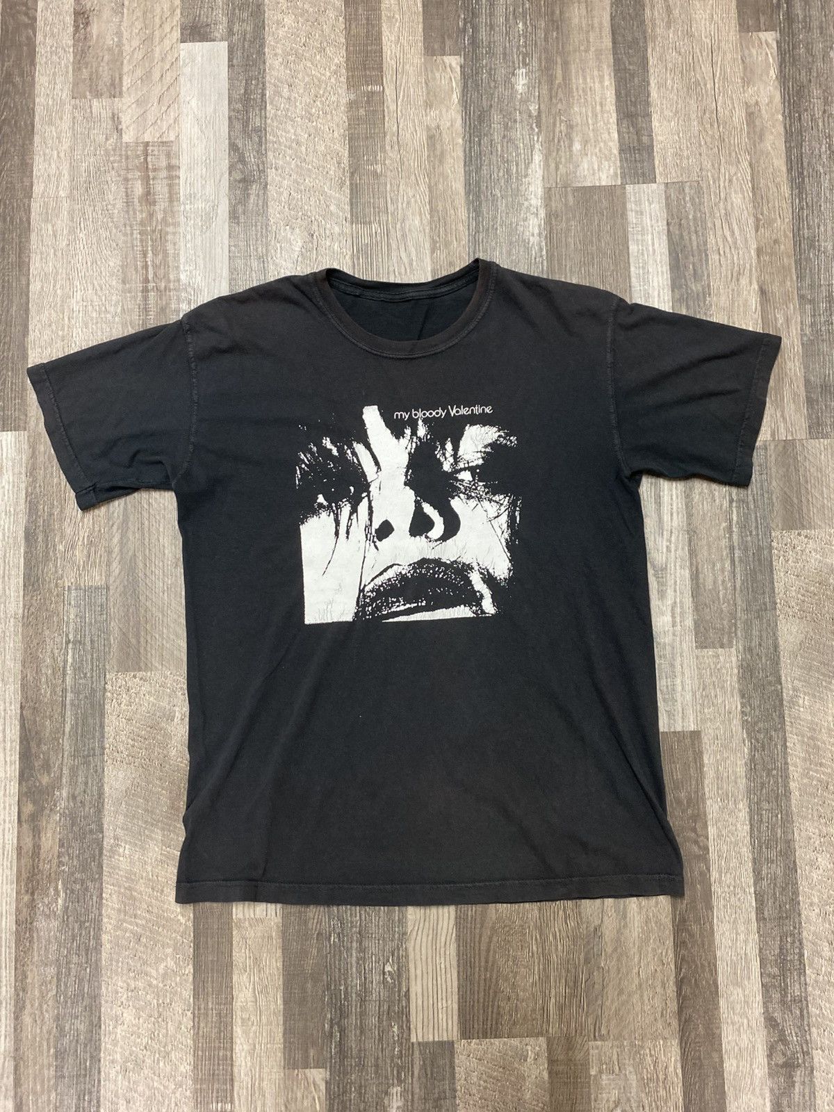 Band Tees Vintage My Bloody Valentine Tee T Shirt Sun Faded Black Rare Size US L / EU 52-54 / 3 - 1 Thumbnail