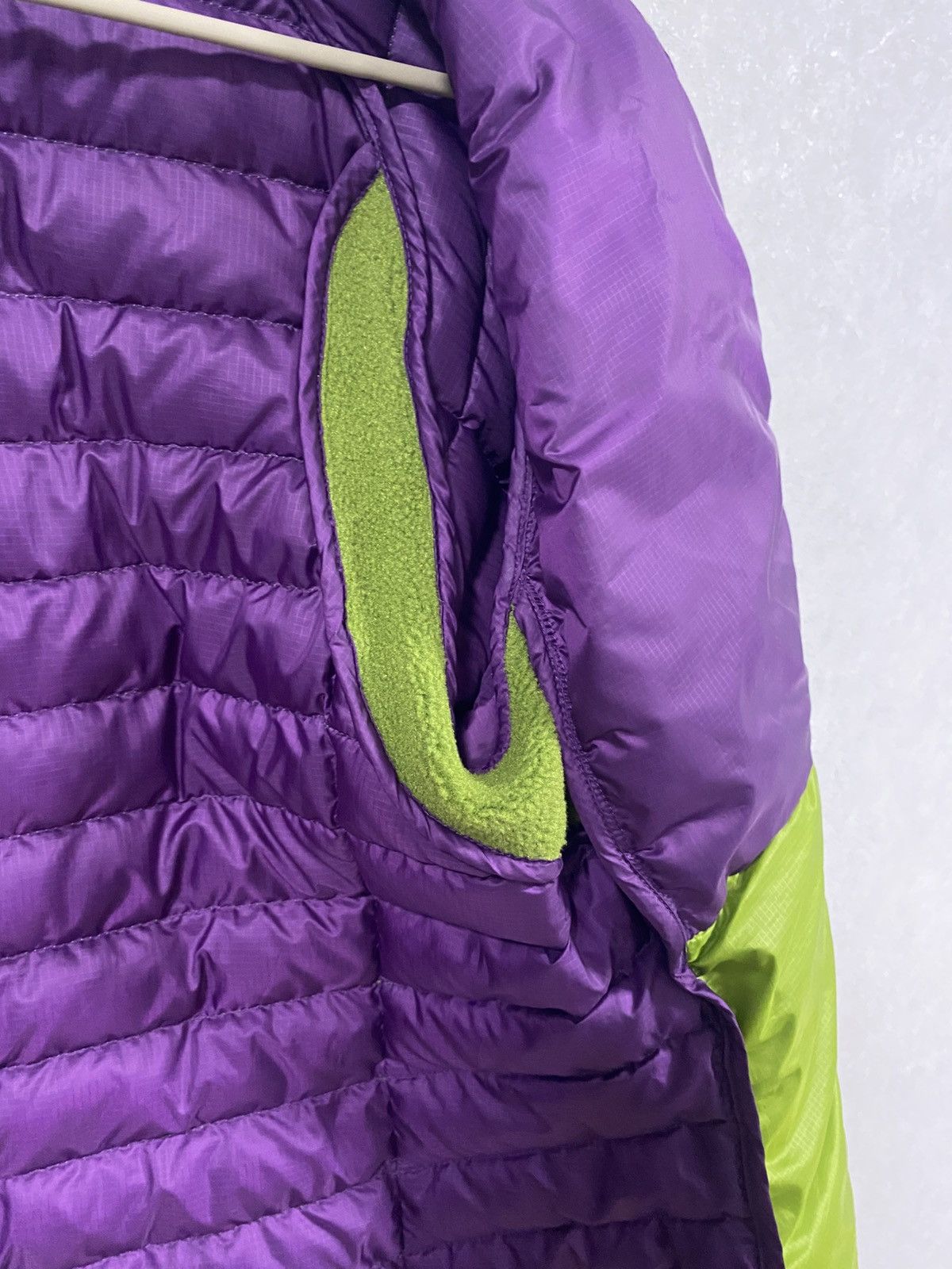 Haglofs Haglofs Women’s Down Puffer Jacket Size: M Size M / US 6-8 / IT 42-44 - 9 Thumbnail