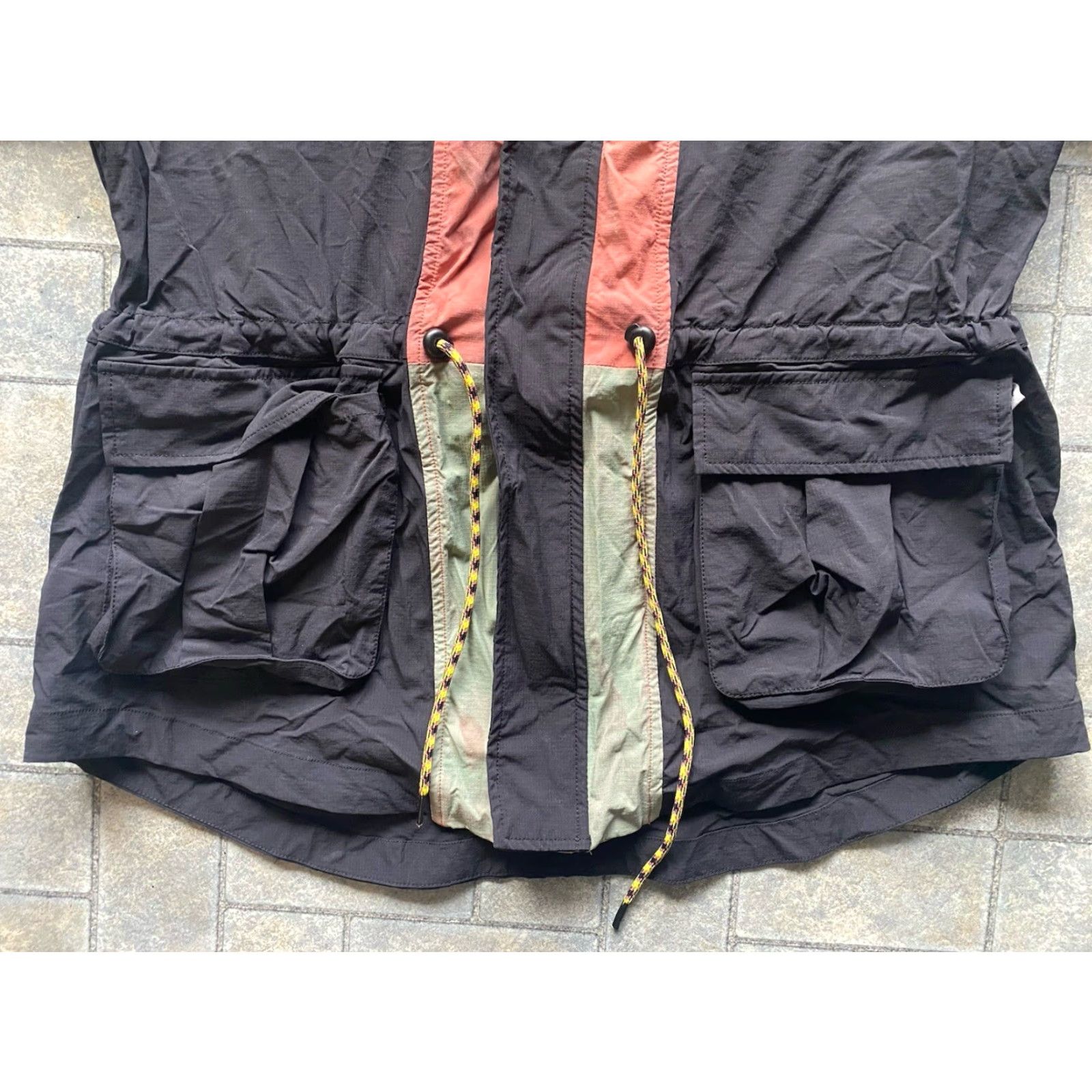 Fabletics Fabletics WOMENS Jacket Cargo Windbreaker Multicolor Nylon Long Sleeve Zip Snap Hidden Hood Waist Cinch M Womens Size M / US 6-8 / IT 42-44 - 3 Thumbnail