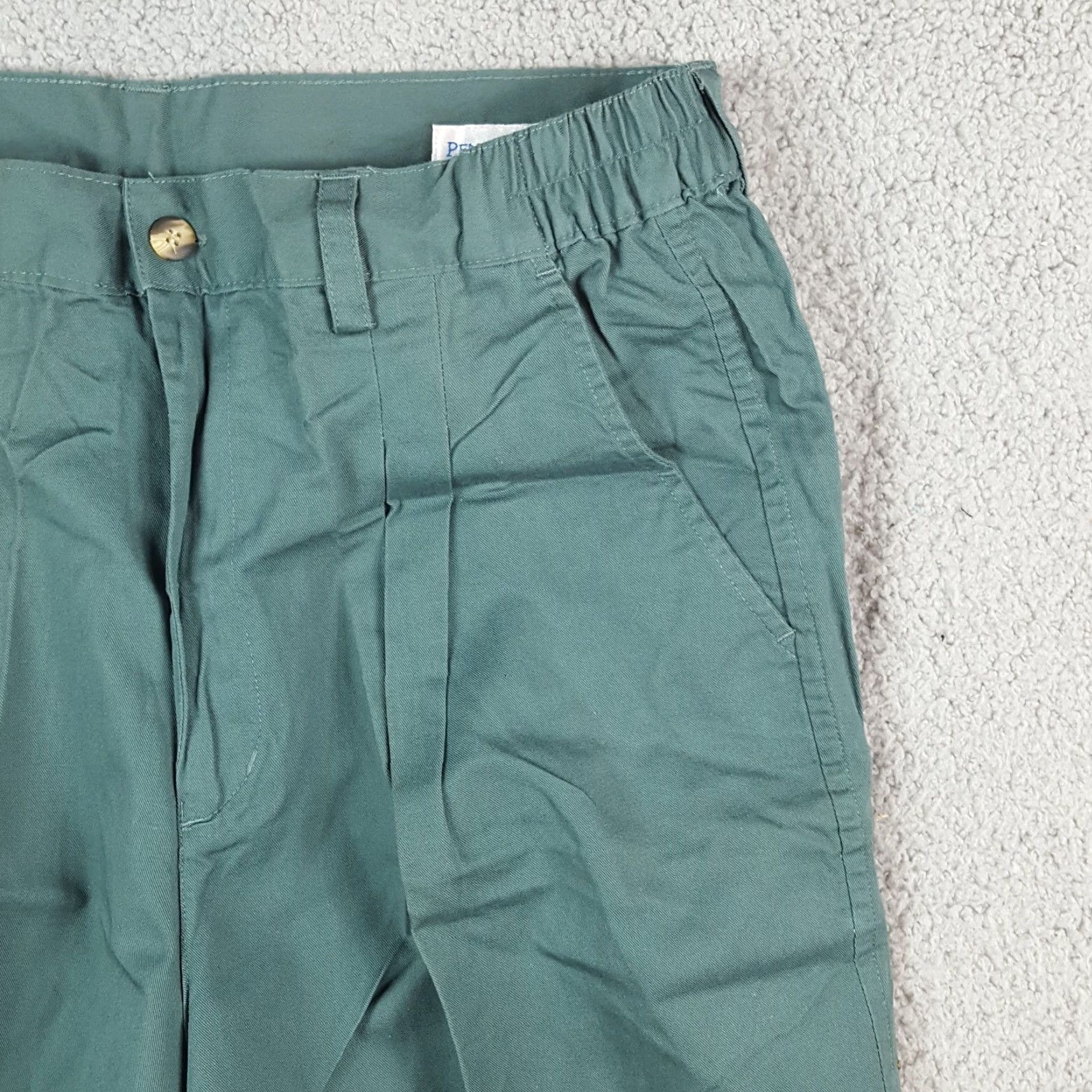 Vintage Vintage Penguin Club Green Chinos Men’s Size 32 Relaxed Fit Cotton Pleated 5-Pocket Y2K Preppy Clothing Size US 32 / EU 48 - 4 Thumbnail