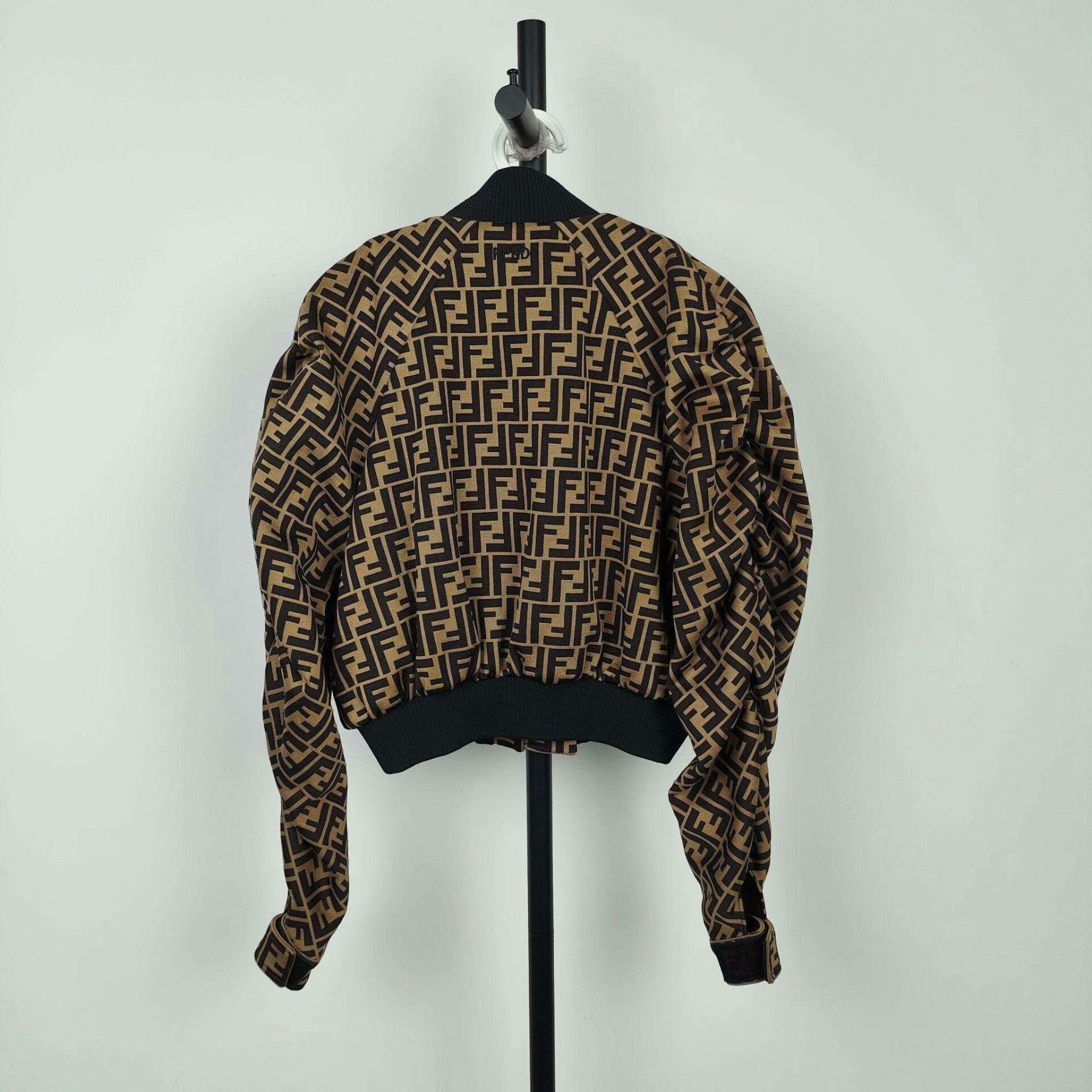 Fendi Fendi Cotton FF Logo Short Jacket Size S / US 4 / IT 40 - 1 Thumbnail