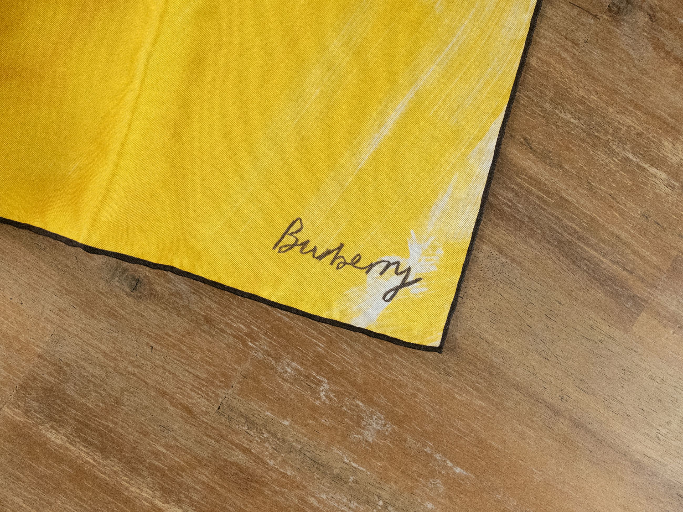Burberry BURBERRY x Helen Bullock yellow orange snail silk scarf Size ONE SIZE - 3 Thumbnail